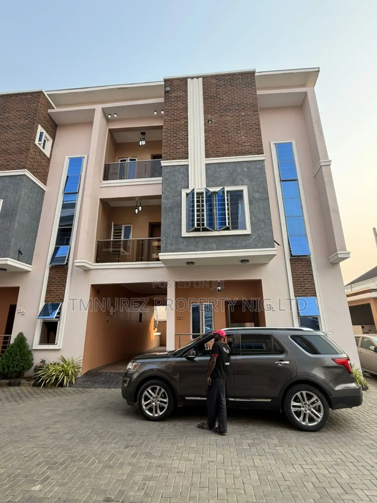 4bdrm Duplex in Ikate, Idado for rent in Idado