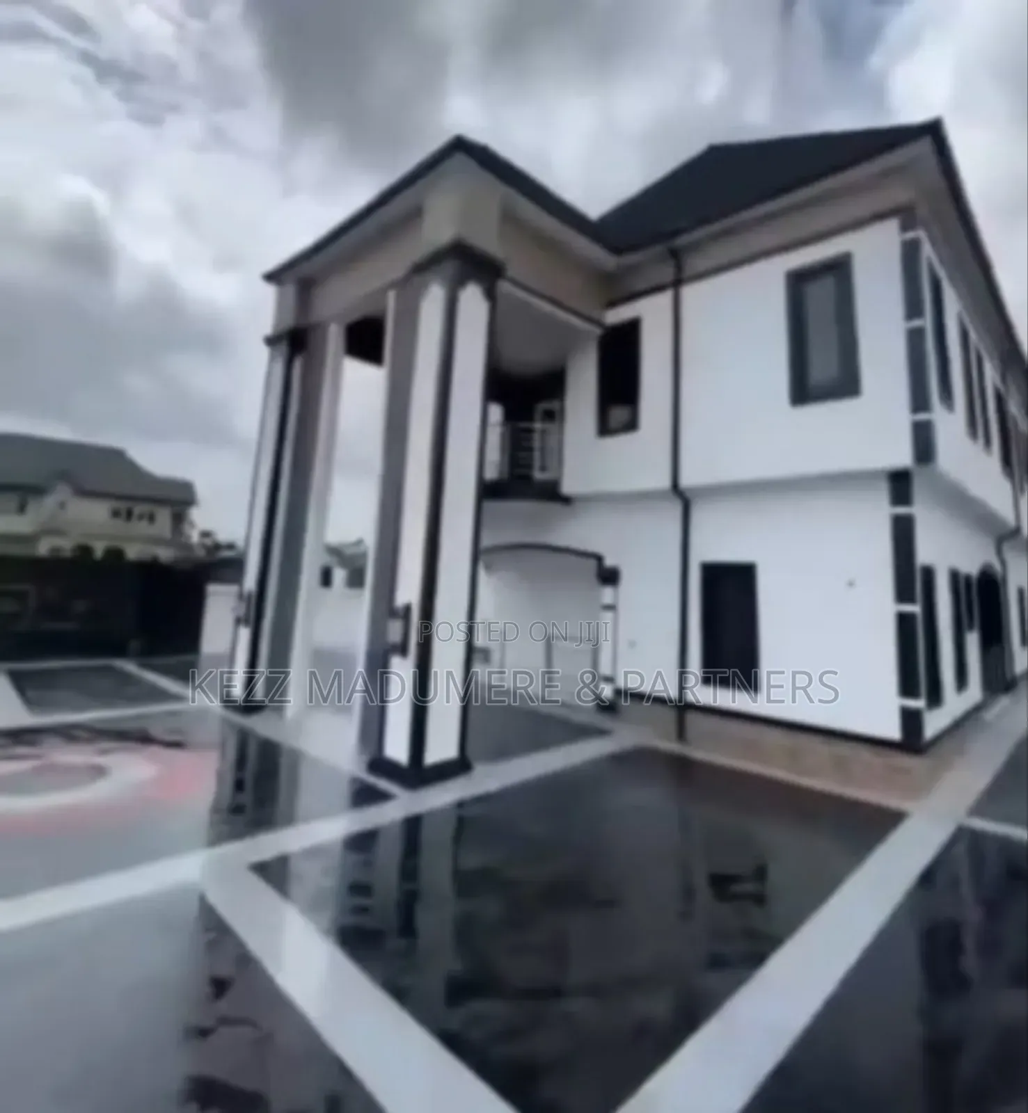 4bdrm Duplex in Warri , Delta State for sale in Warri