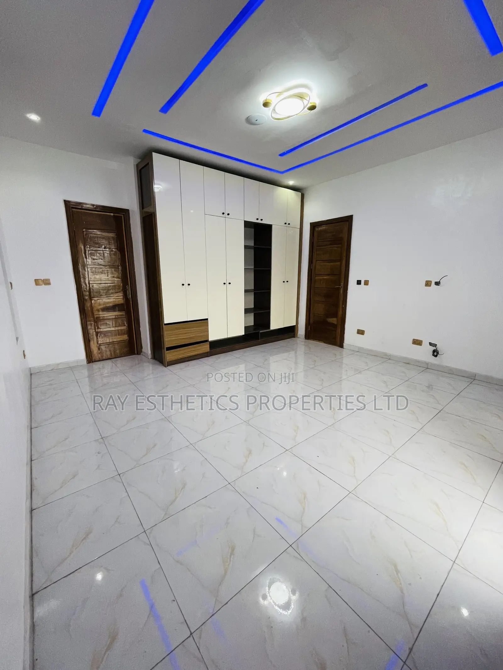 2bdrm Block of Flats in Idado Estate, Chevron for sale in Chevron