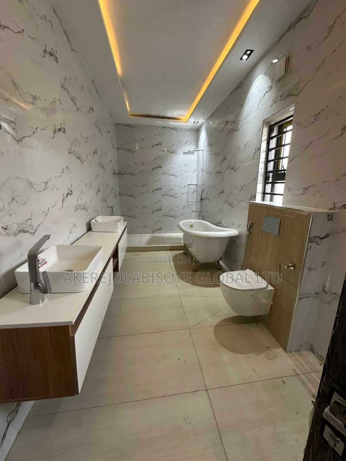 5bdrm Duplex in Wuye , Abuja for sale in Wuye