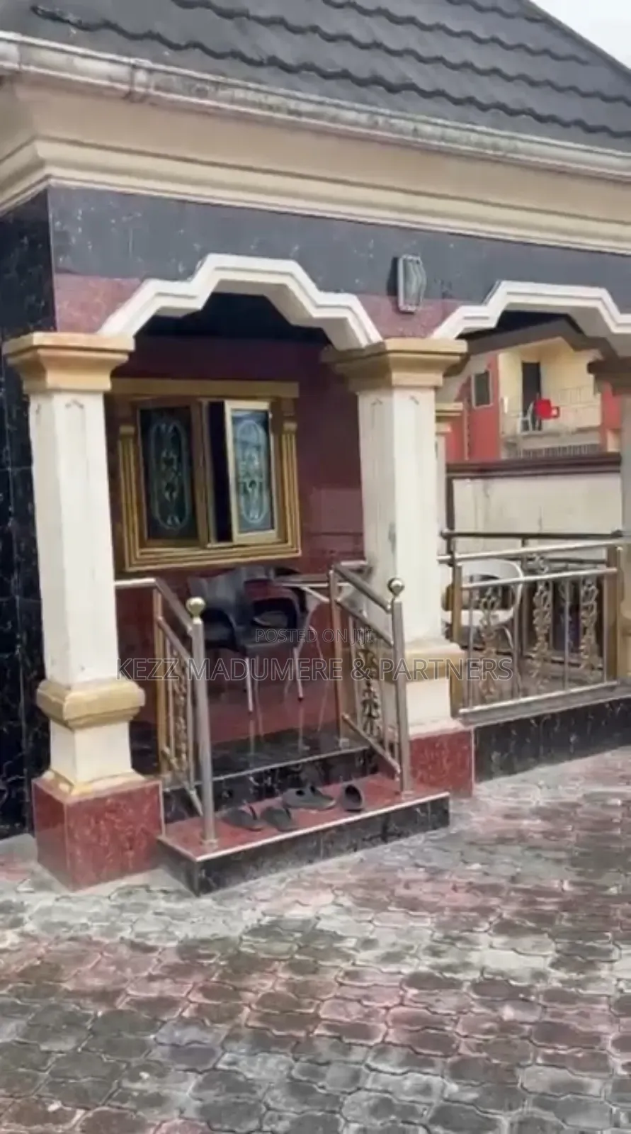 3bdrm Bungalow in Off Refinery Road , for sale in Warri