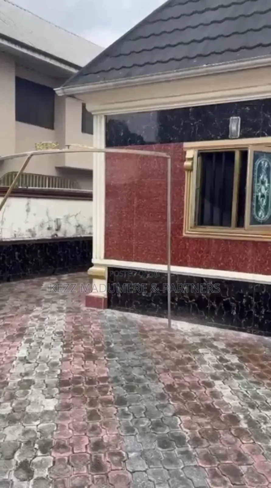 3bdrm Bungalow in Off Refinery Road , for sale in Warri