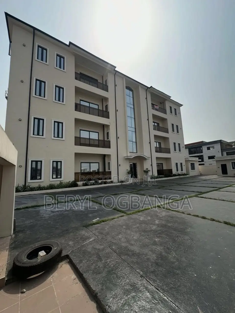 3bdrm Apartment in Lekki Phase 1 for rent in Lekki Phase 1