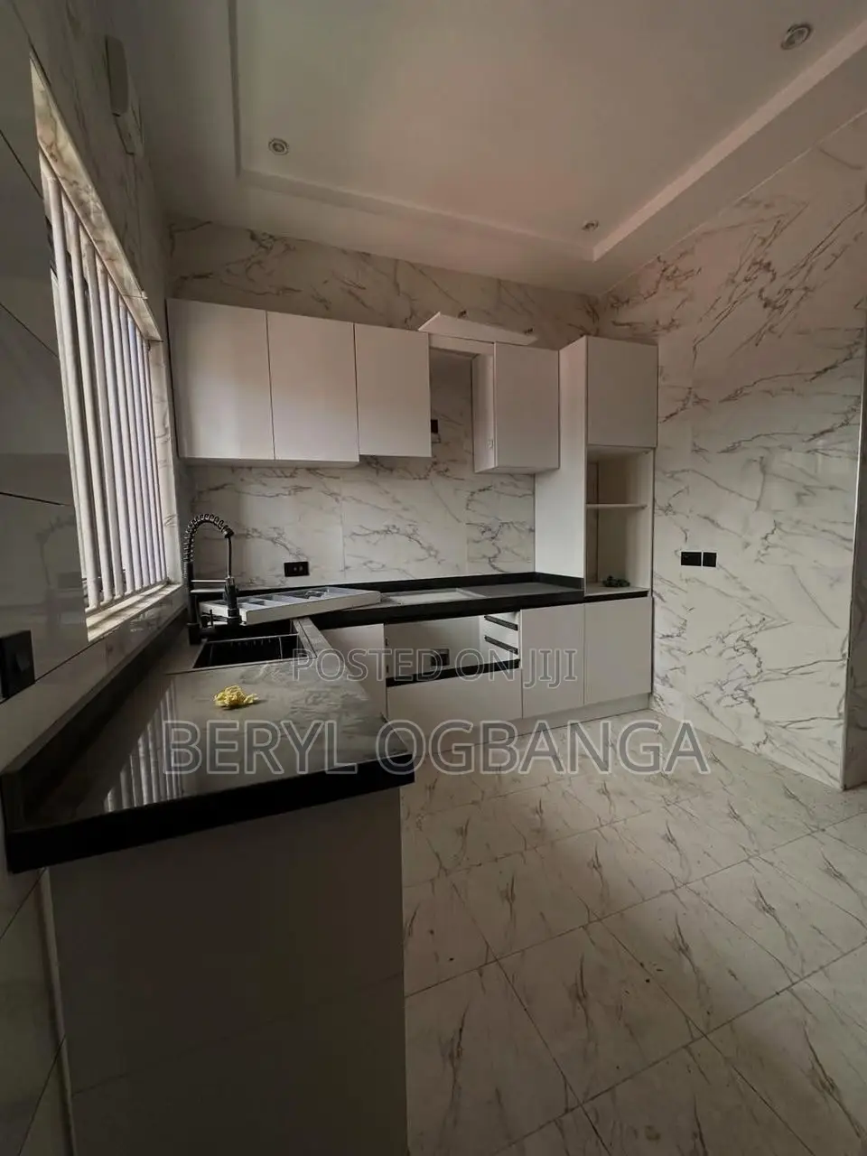 3bdrm Apartment in Lekki Phase 1 for rent in Lekki Phase 1