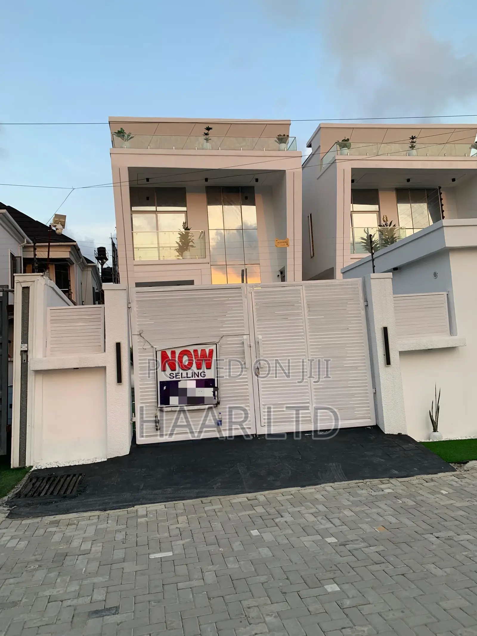 5bdrm Duplex in Ologolo for sale in Ologolo