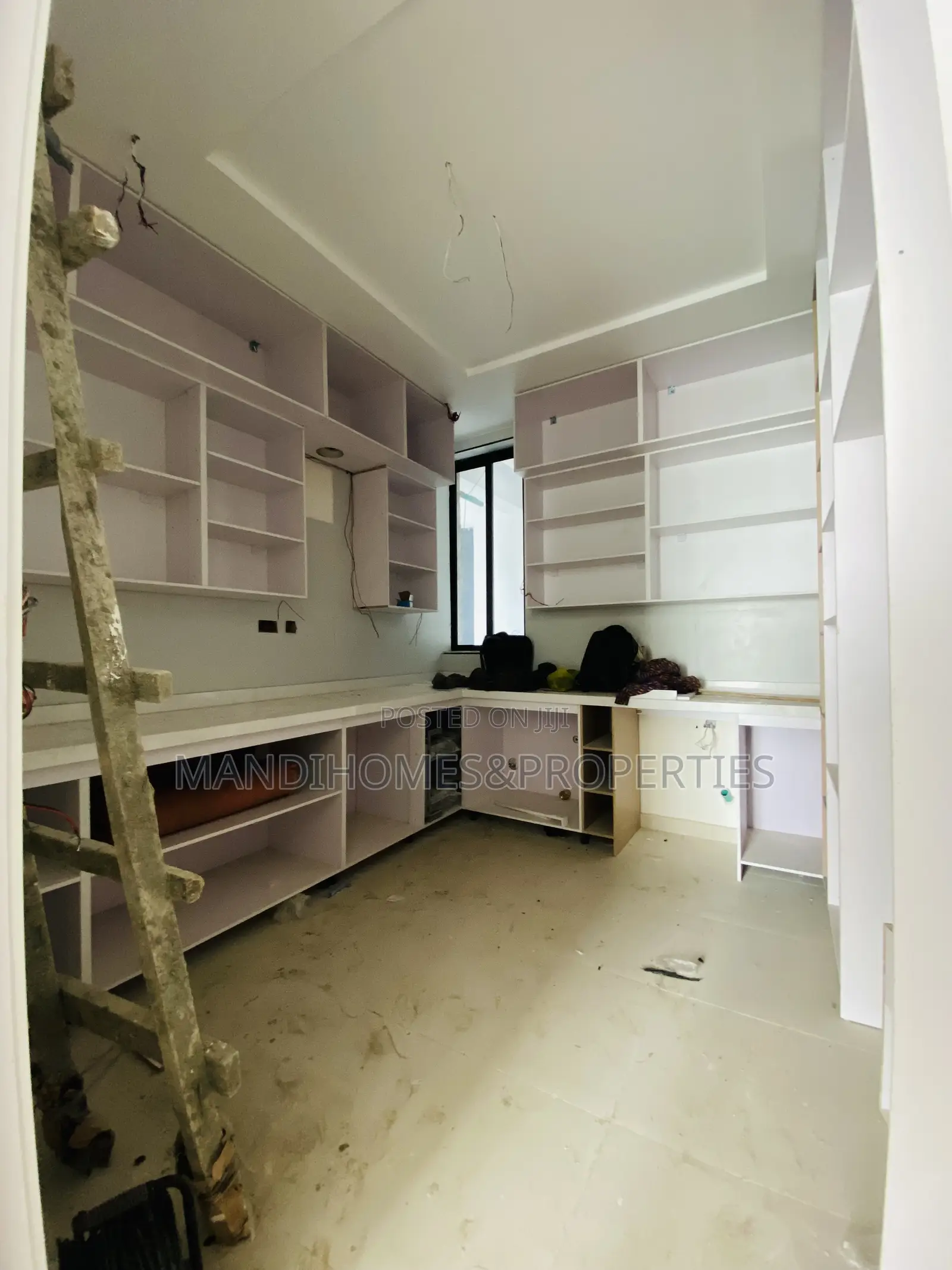 Units Spacious 2 Bedroom Apartment in Lekki