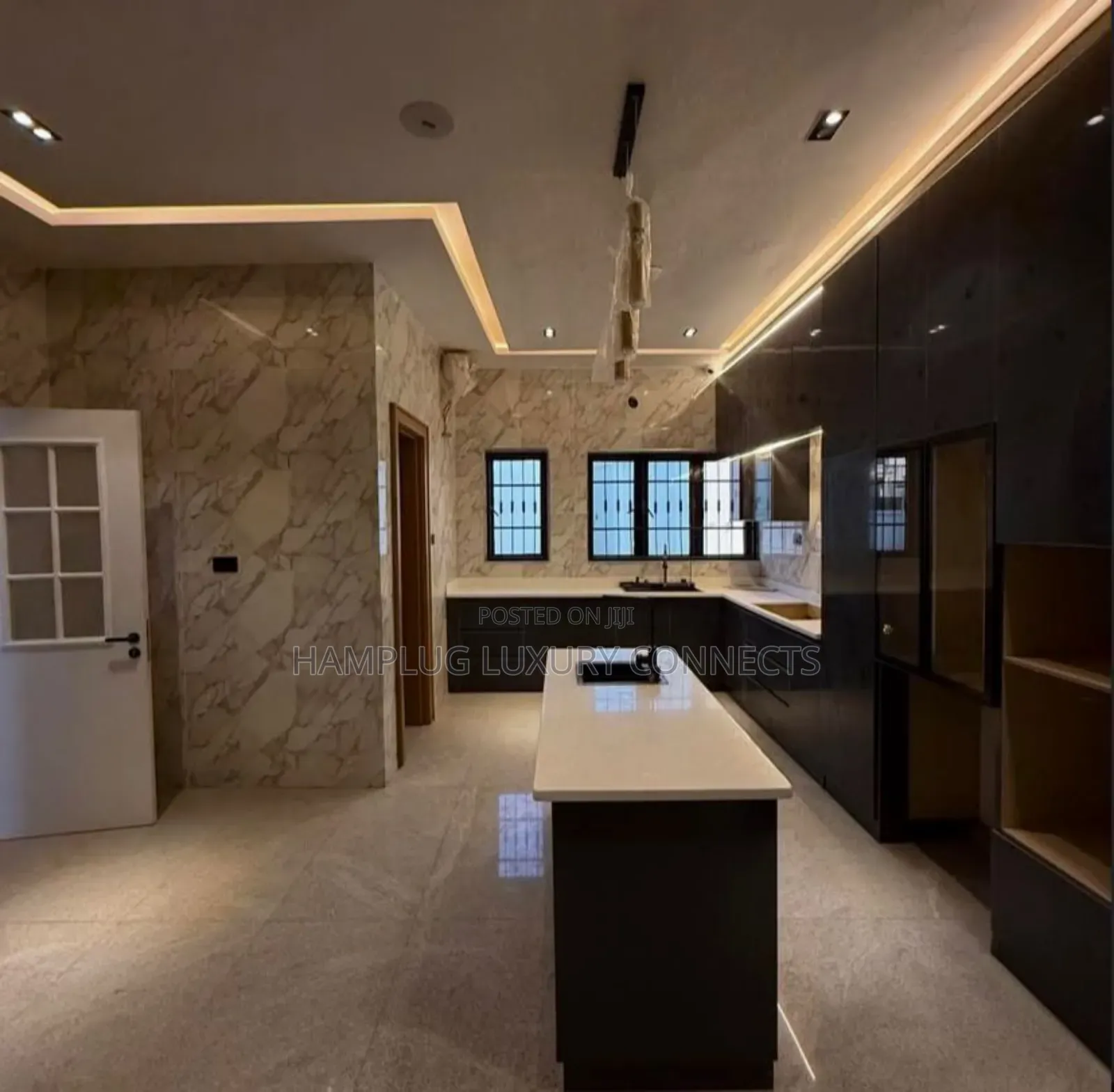 Furnished 7bdrm Duplex in Asokoro for sale in Asokoro