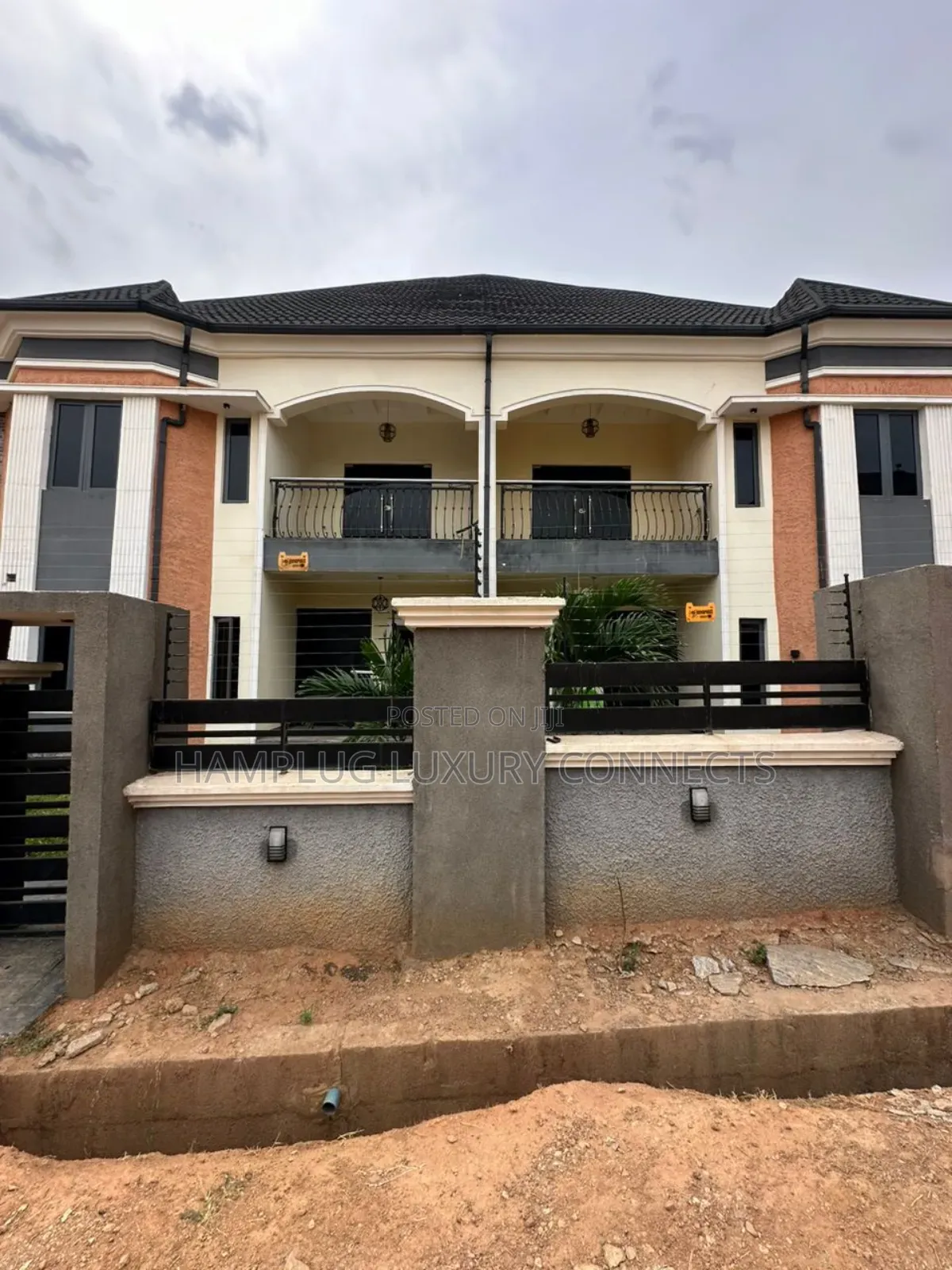 Furnished 5bdrm Apartment in Wuye for sale in Wuye