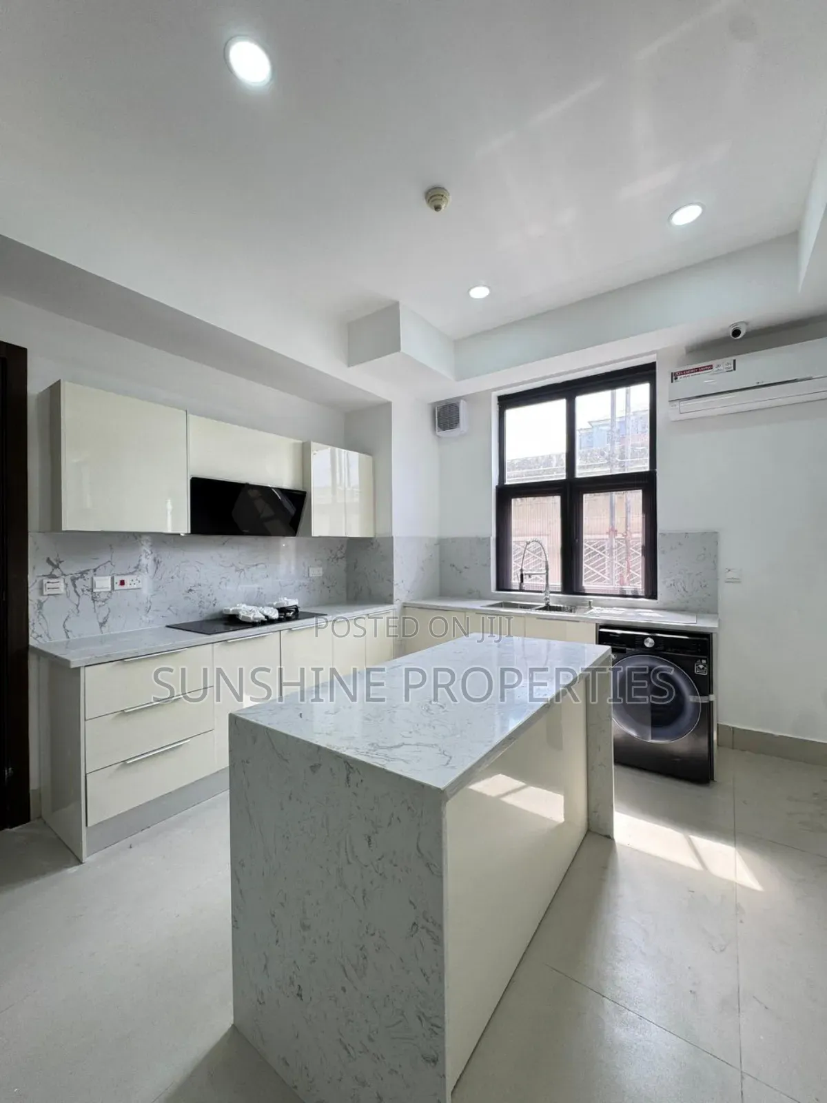 3bdrm Apartment in Lekki Phase 1 for sale in Lekki Phase 1