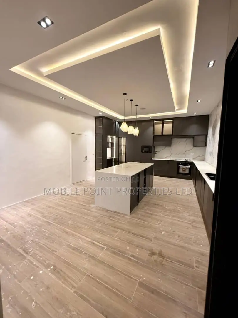 Furnished 5bdrm House in Idu Industrial for sale in Idu Industrial