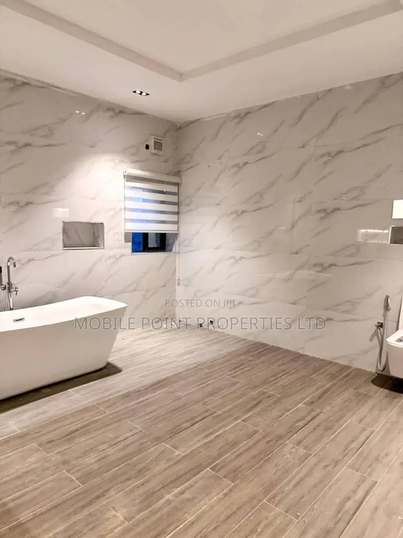 Furnished 5bdrm House in Idu Industrial for sale in Idu Industrial