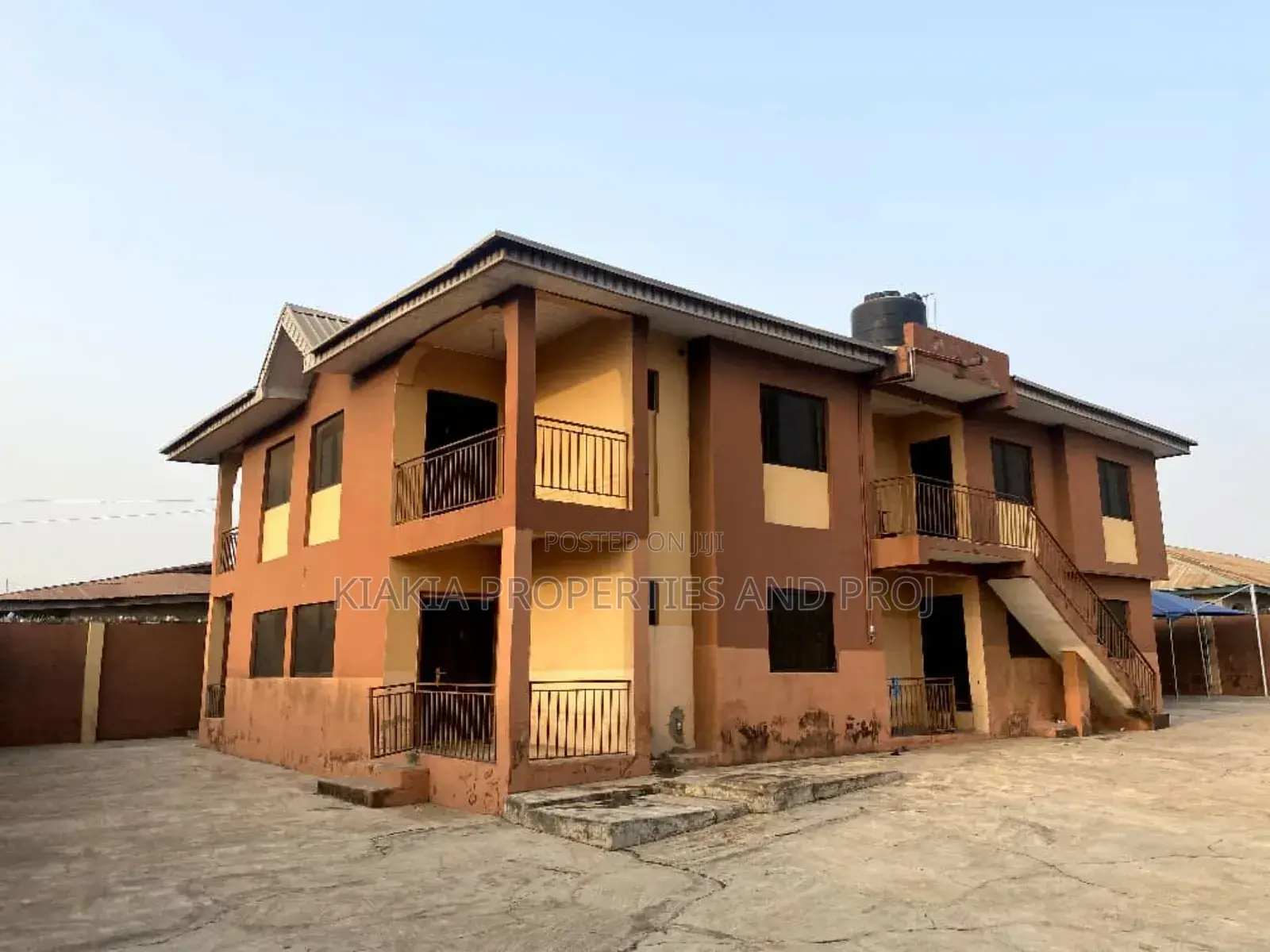 8bdrm Block of Flats in Onilu Estate, Moniya for sale in Moniya