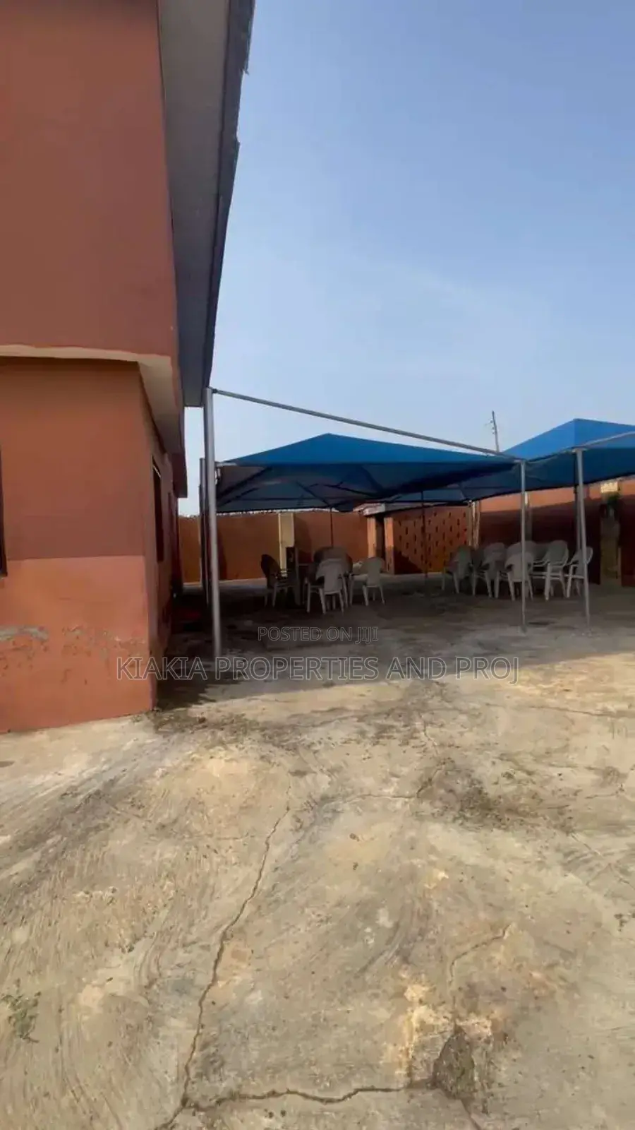 8bdrm Block of Flats in Onilu Estate, Moniya for sale in Moniya
