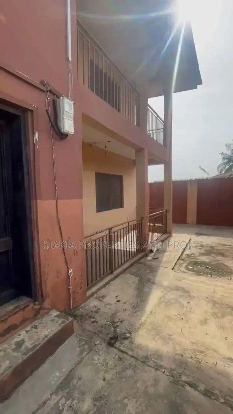 8bdrm Block of Flats in Onilu Estate, Moniya for sale in Moniya