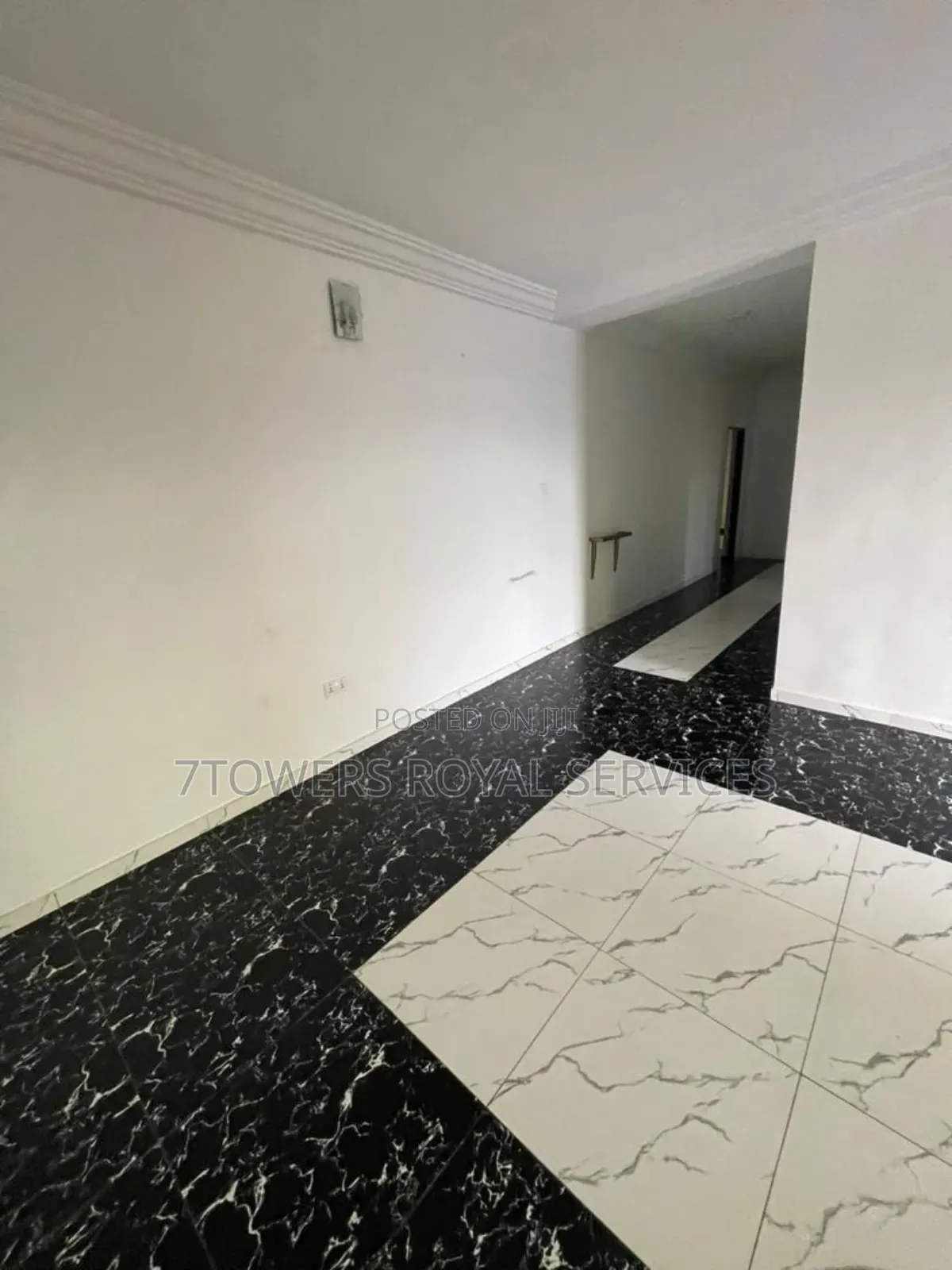 2bdrm Block of Flats in New Horizon Estate 1, Ikate-Elegushi for sale in Ikate-Elegushi