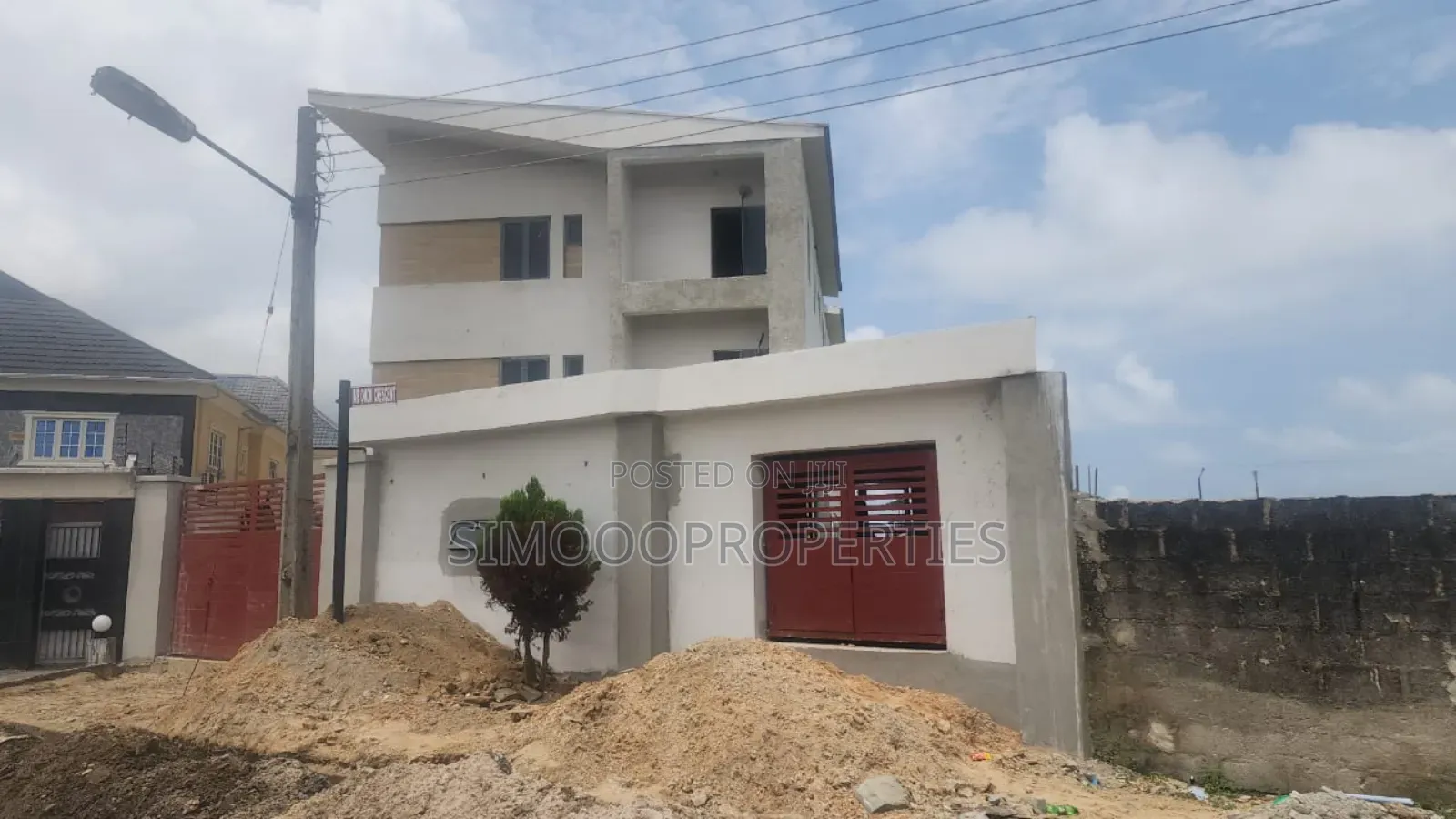 3bdrm Block of Flats in Lekki Scheme 11, Ajah for sale in Ajah