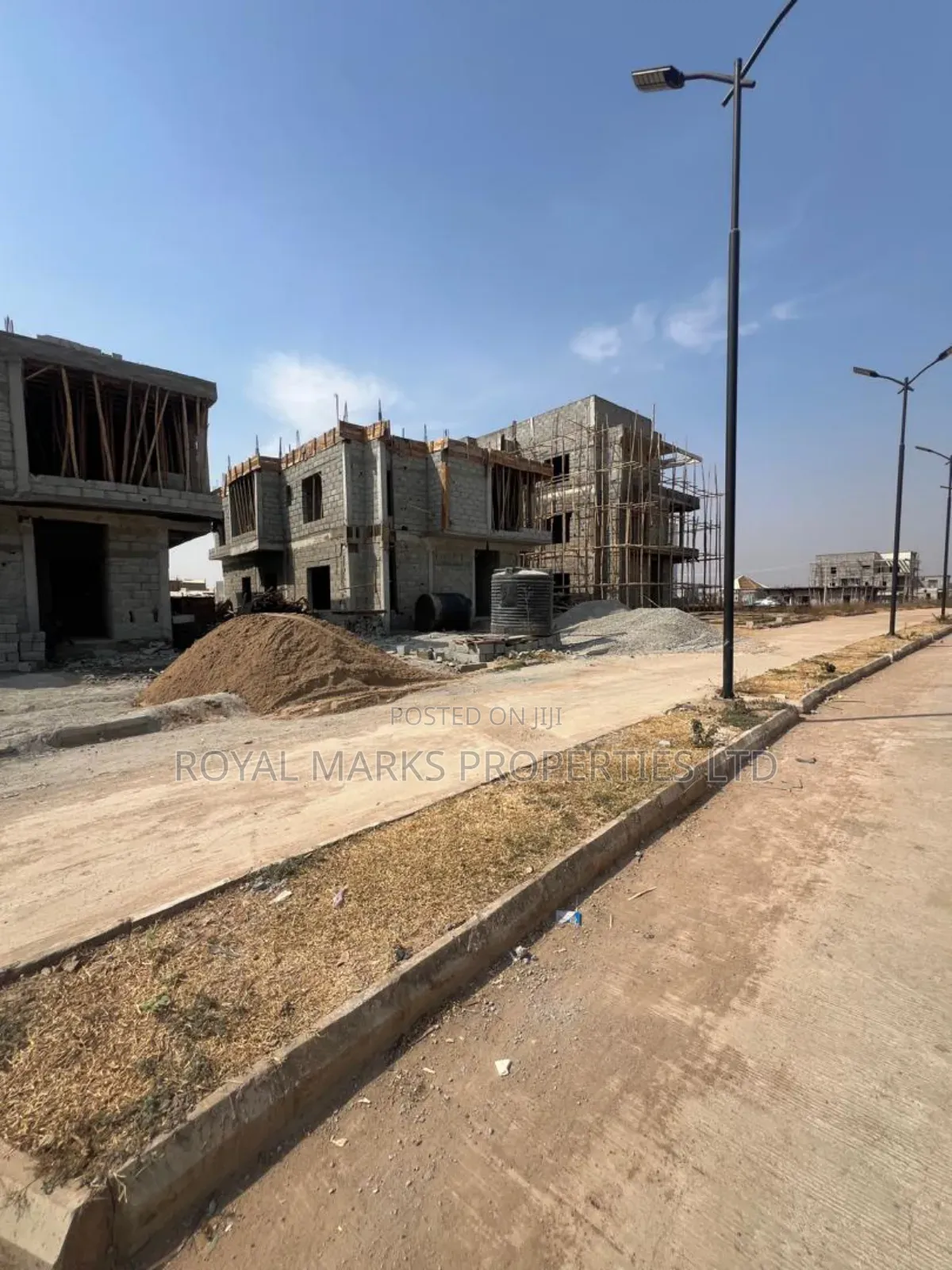 Estate Residential Plot 500sqm With DPC in Maitama
