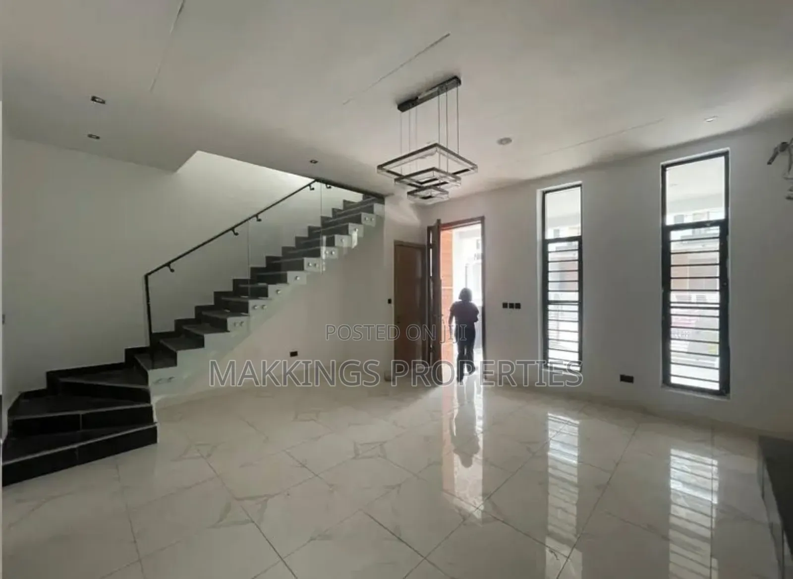 4bdrm Apartment in Ikota for rent in Ikota