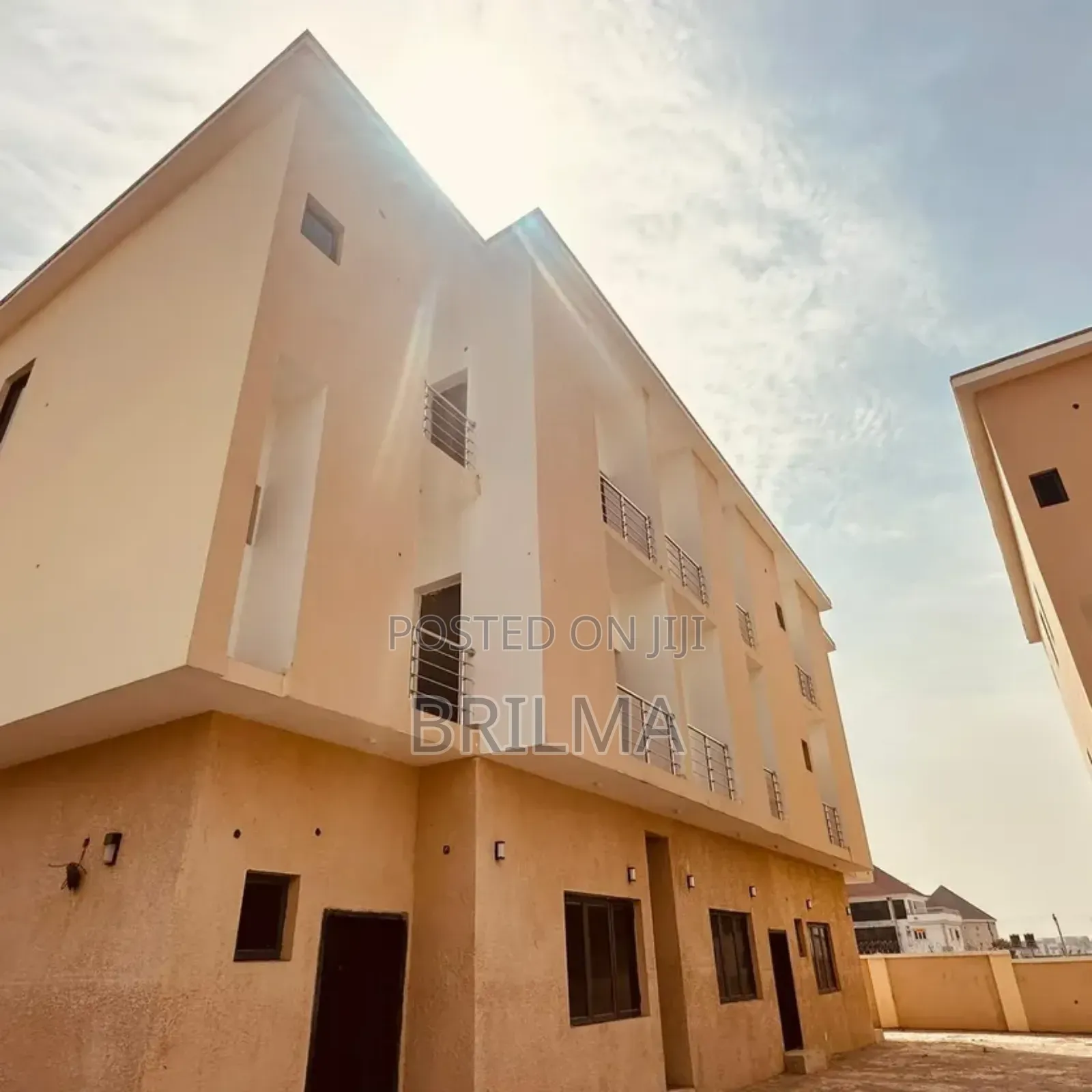 4bdrm Duplex in Mabushi for sale in Mabushi