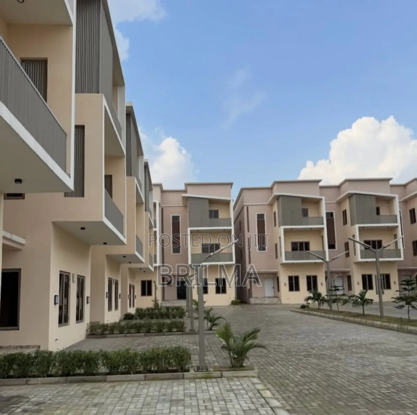 4bdrm Duplex in Dawaki for sale in Dawaki