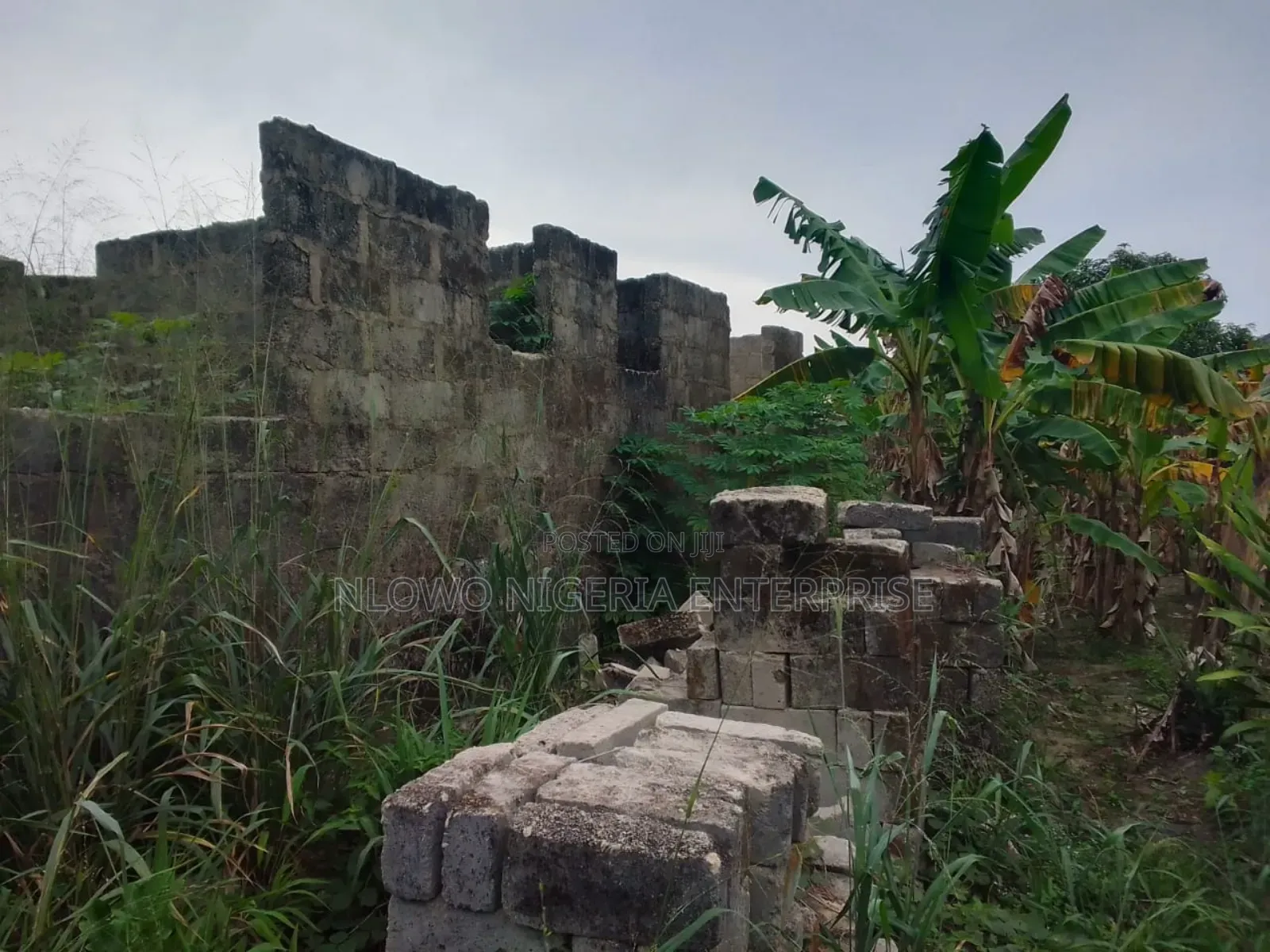For Sale Plot of Land With Structure at Oha, Warri Delta State in Okpe