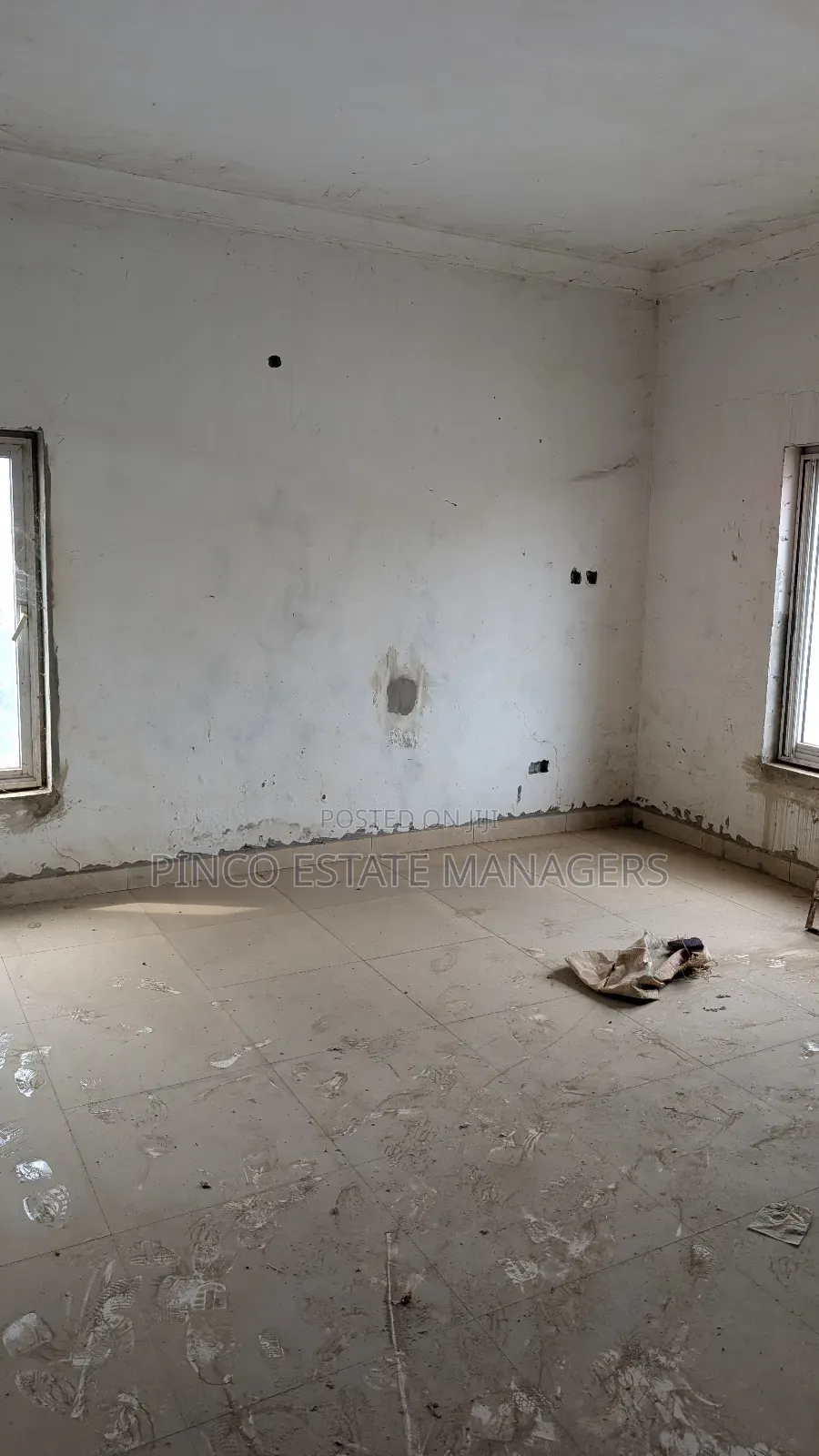 5bdrm Duplex in Hill View Estate, Mpape for sale in Mpape