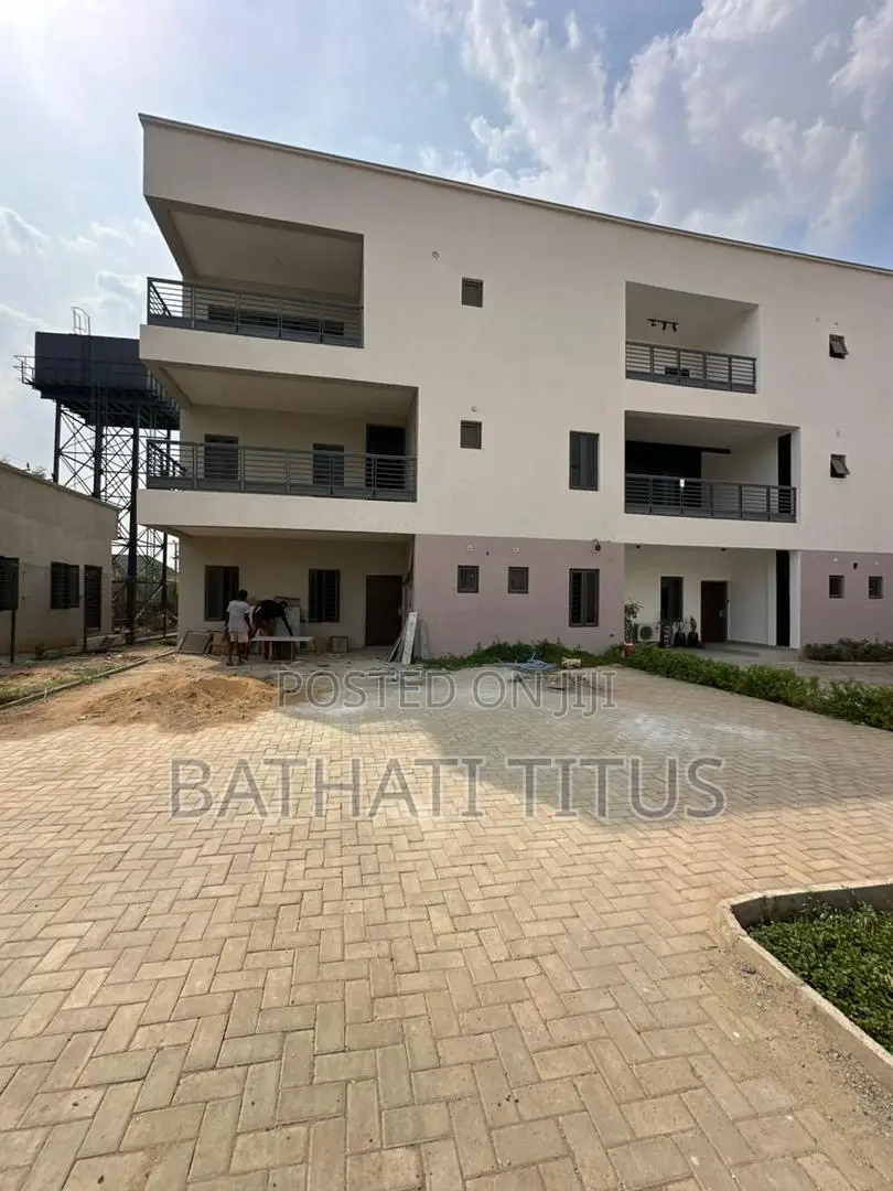 5bdrm Duplex in Kado for sale in Kado