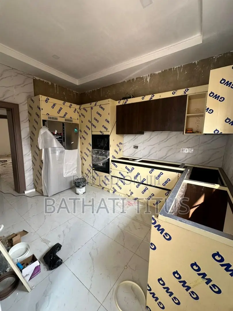 3bdrm Block of Flats in Kado for sale in Kado