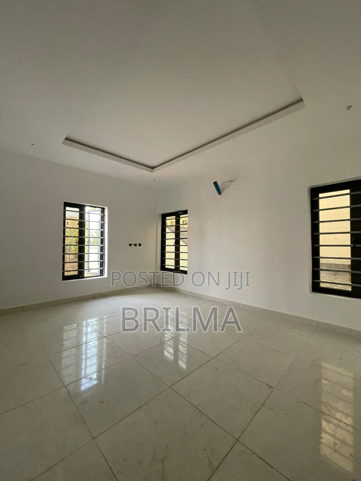 4 Bdrm Semi Detached Duplex In Katampe For Sale! in Katampe
