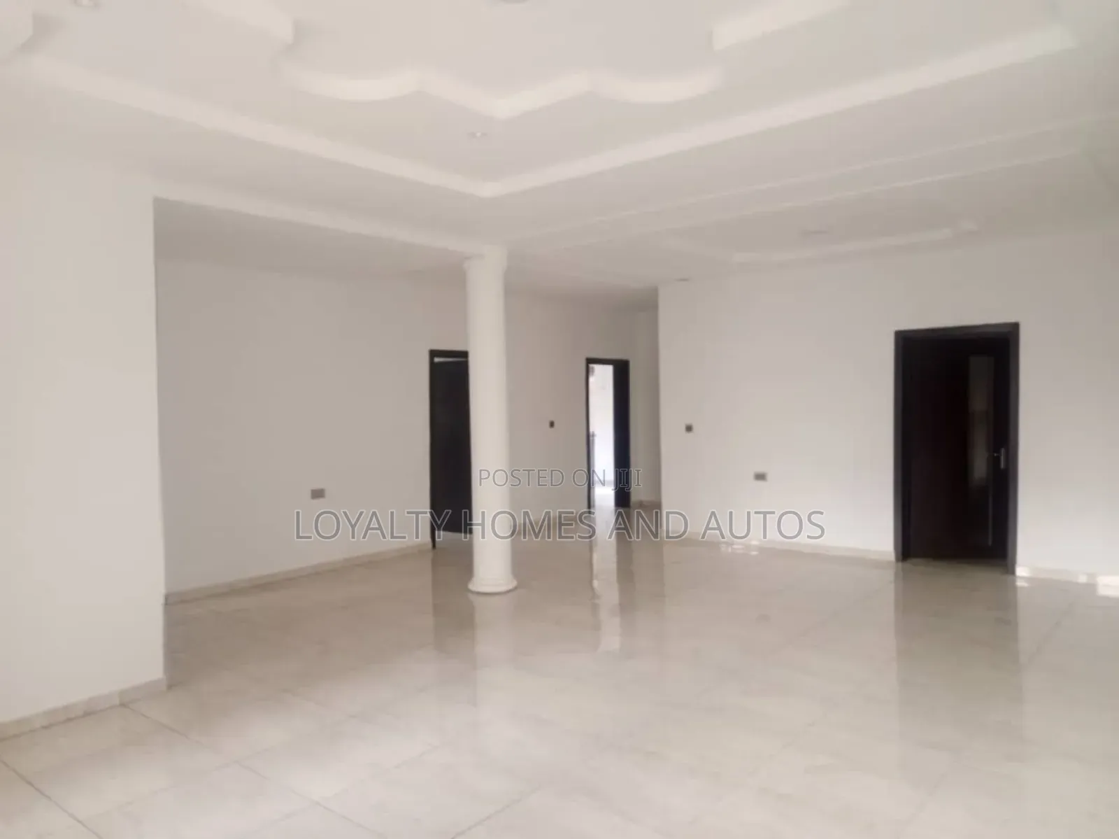 Plaza for Sale in Festac