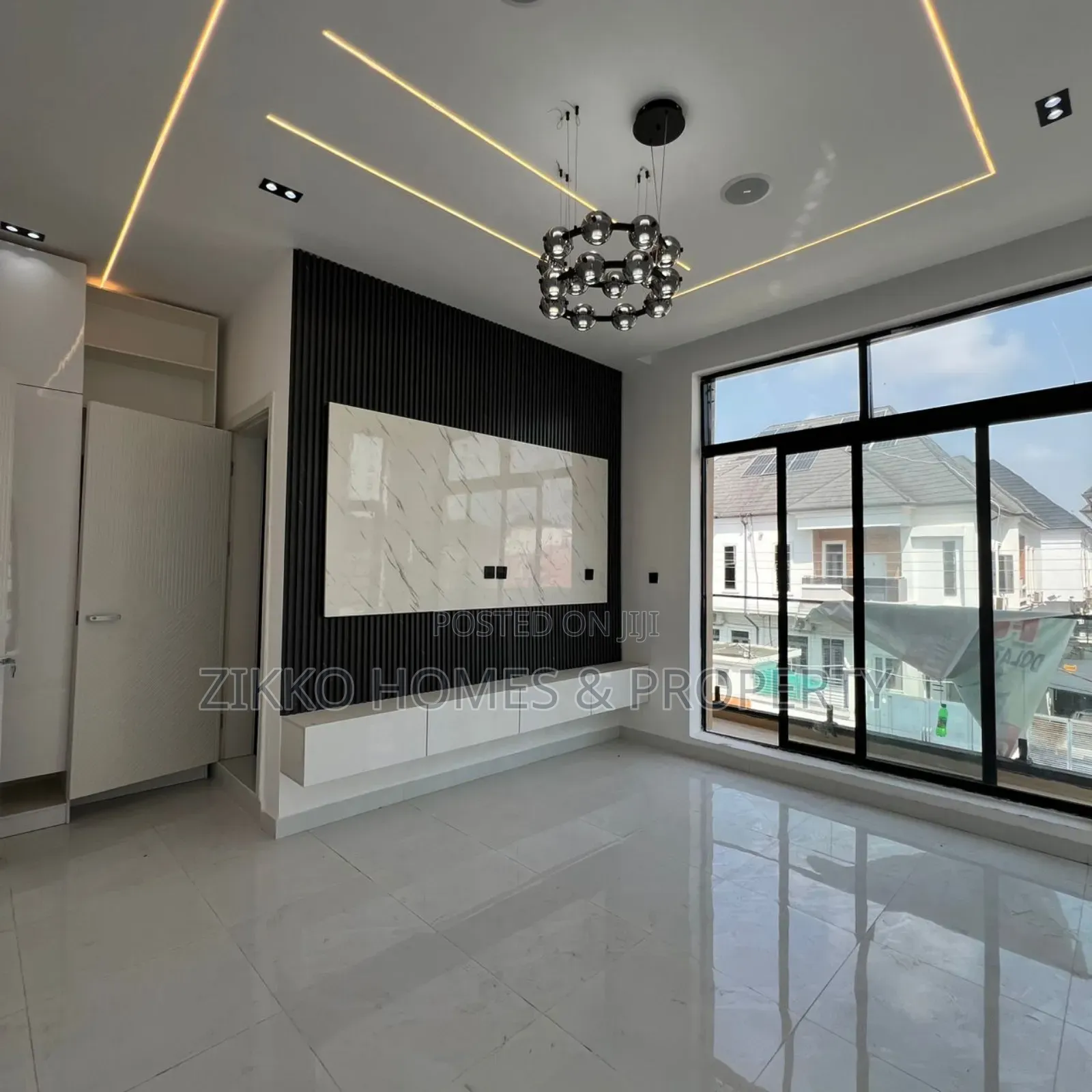 4bdrm Duplex in Orchid Road, Lekki for sale in Lekki