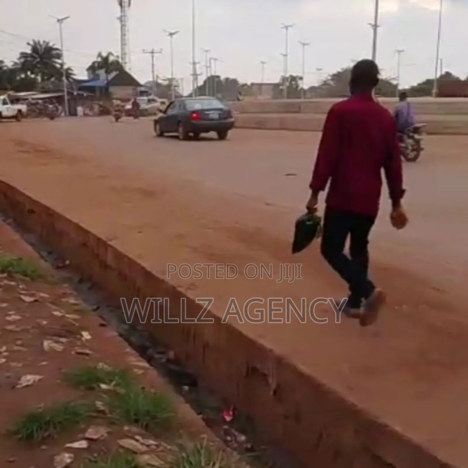 Over 1 Plot of a Commercial Land in Enugu