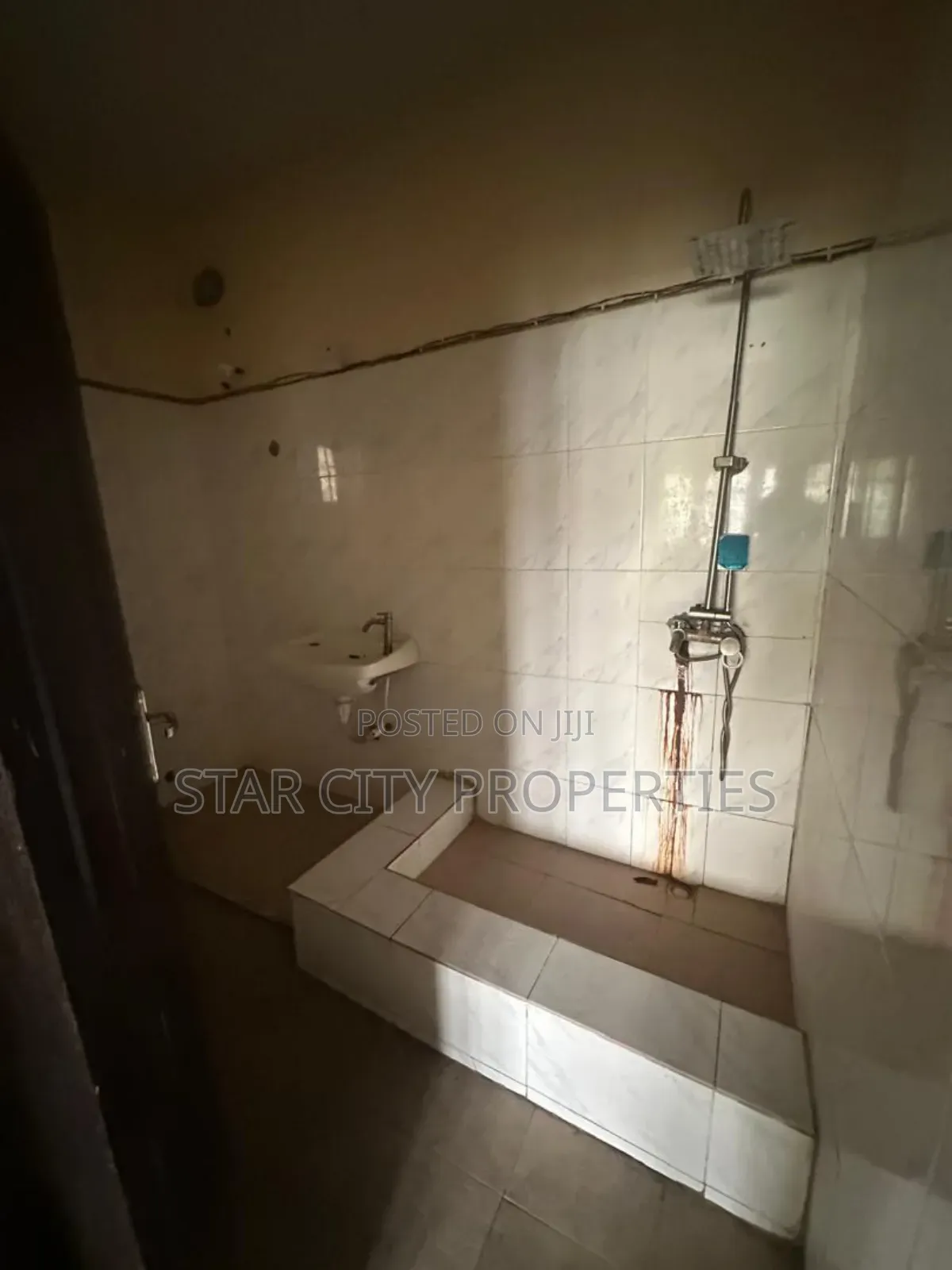 4bdrm Duplex in Ilupeju Lagos for rent in Ilupeju