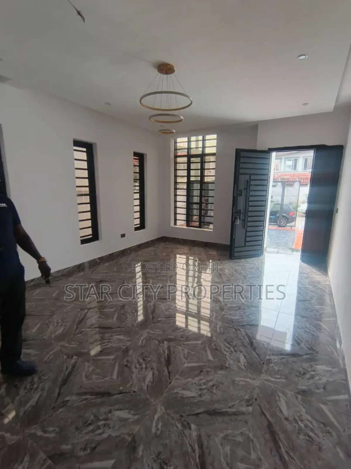 4bdrm Duplex in Adeniyi Jones Ikeja for rent in Adeniyi Jones