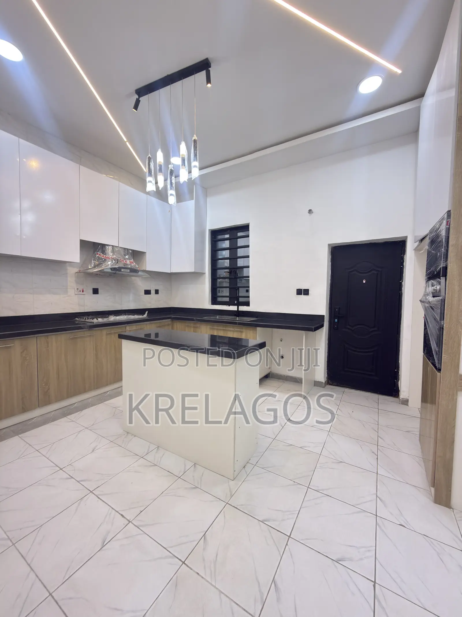 4bdrm Duplex in Abraham Adesanya Estate for sale in Abraham Adesanya Estate
