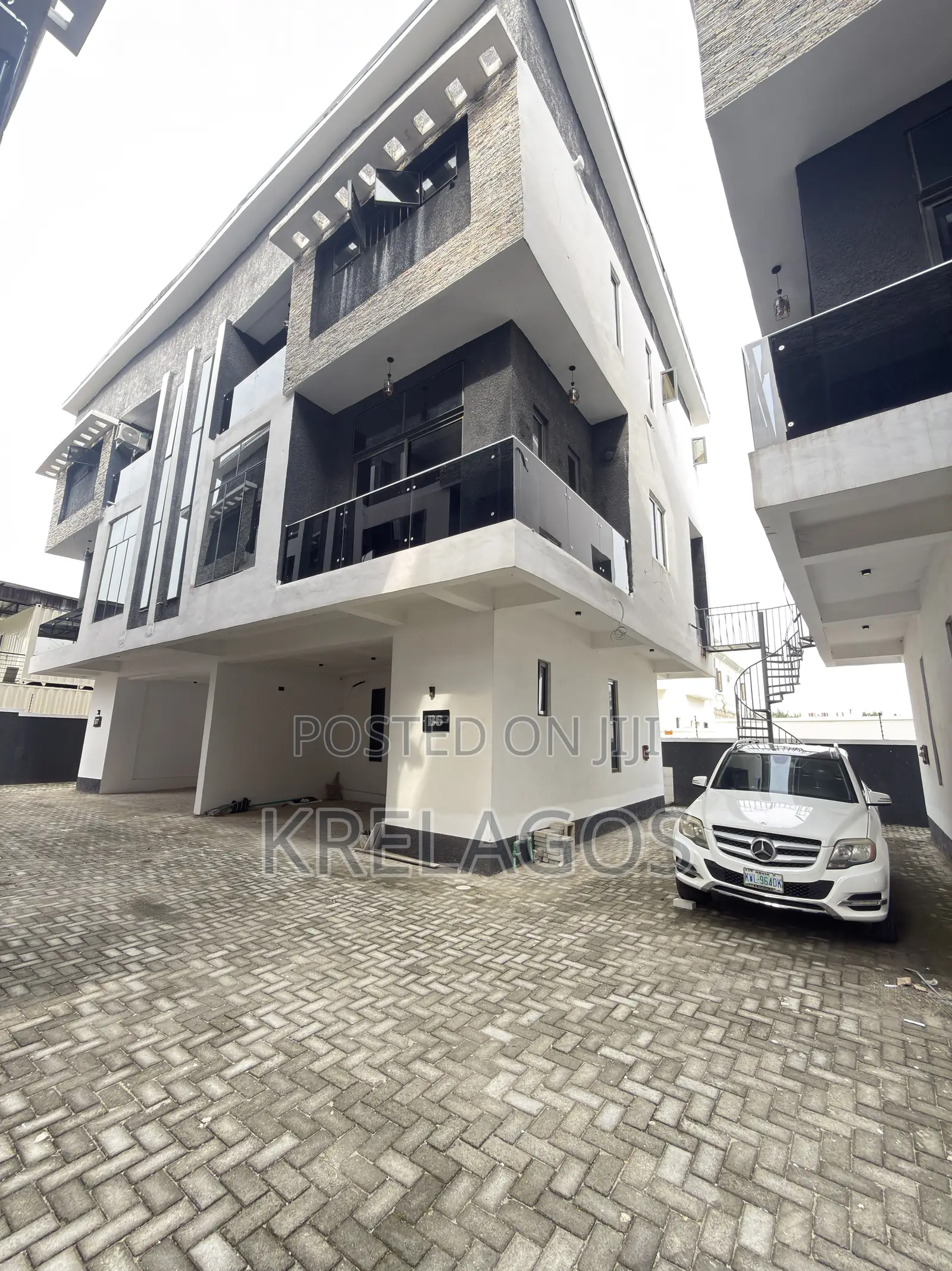 5bdrm Duplex in Abraham Adesanya Estate for sale in Abraham Adesanya Estate