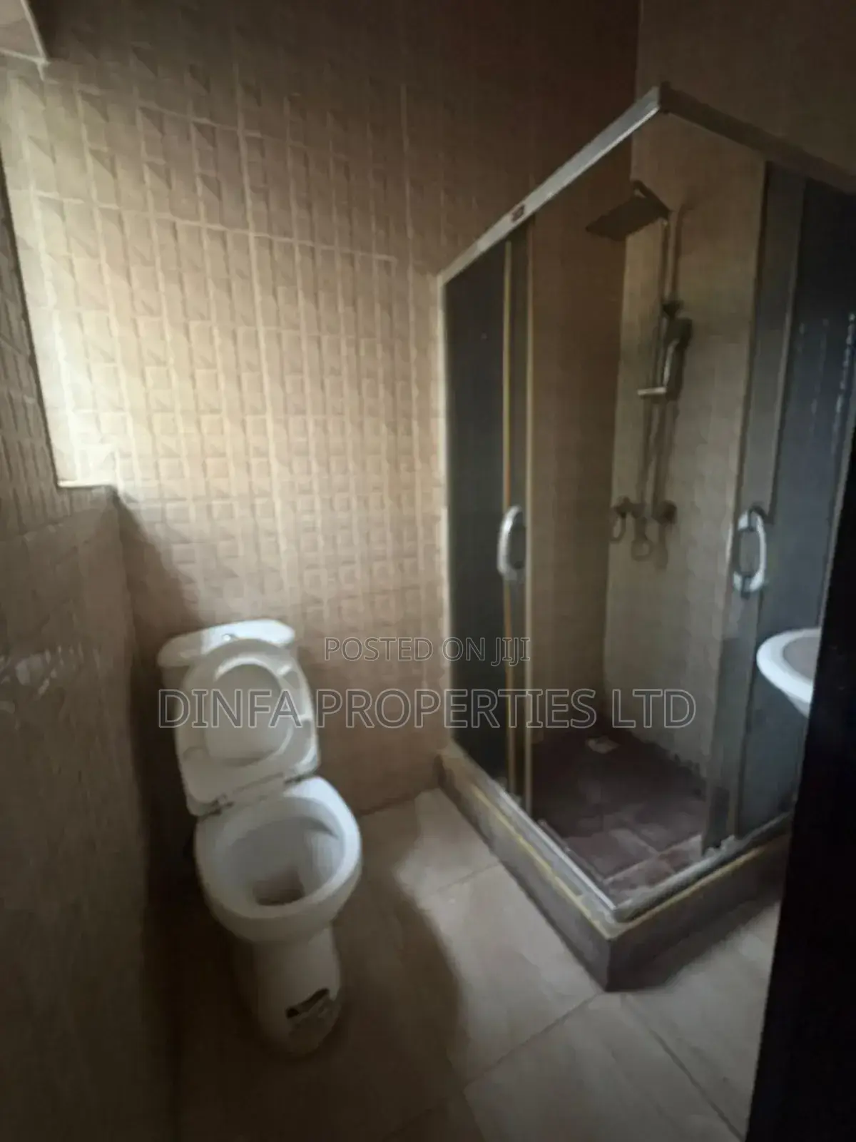 1bdrm Shared Apartment in Ikota Villa for rent in Ikota