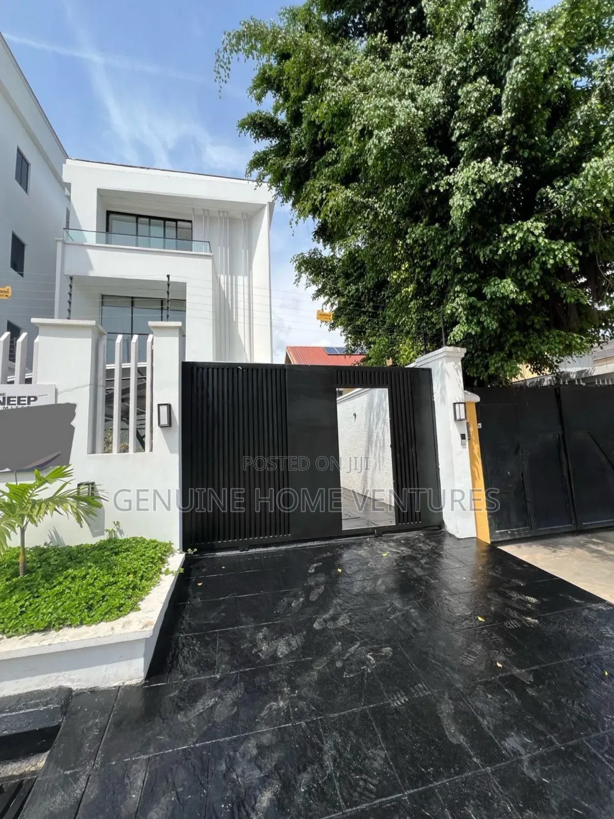 4bdrm Duplex in Lekki Phase 1 for sale in Lekki Phase 1