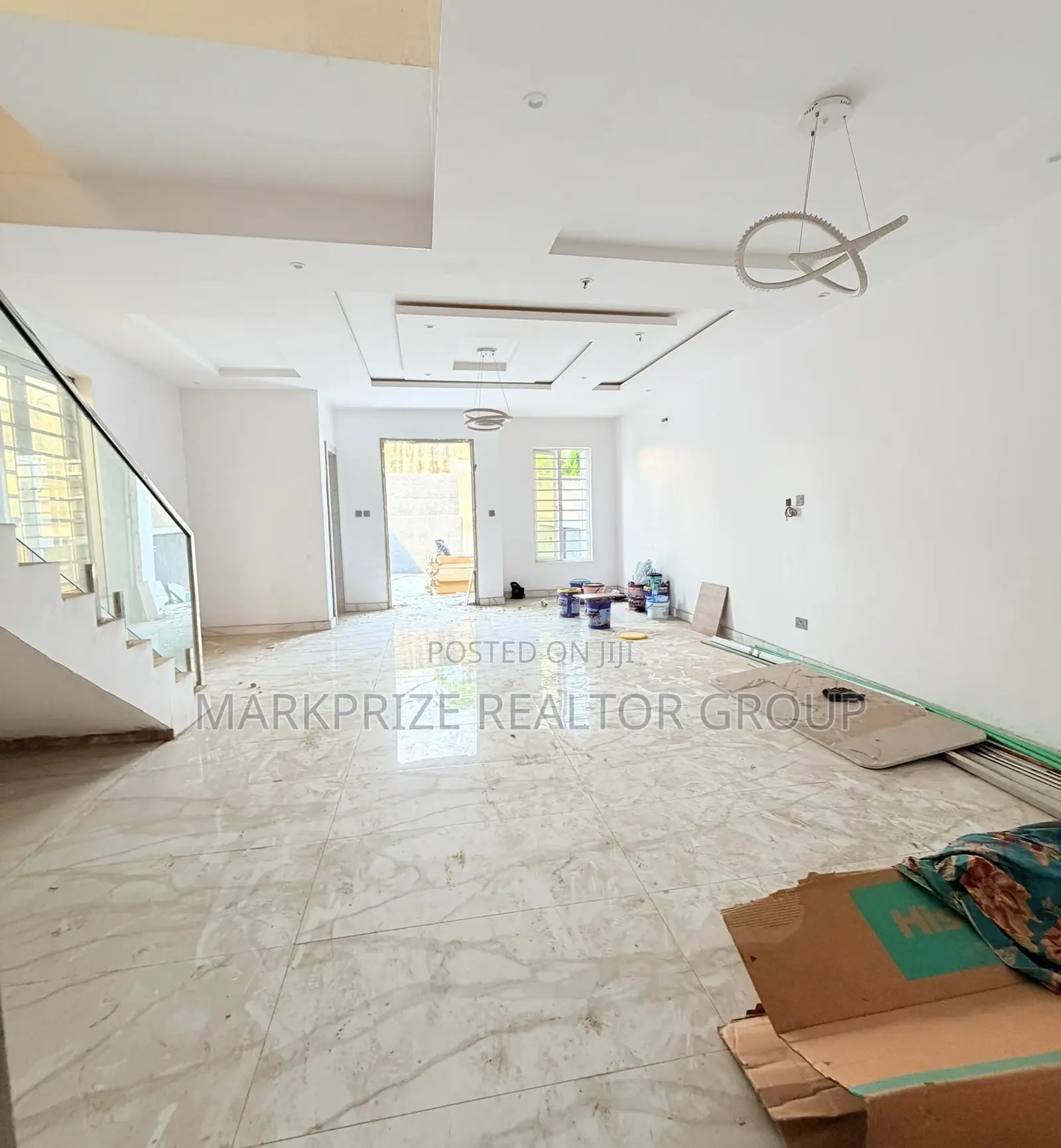 4bdrm Duplex in Opebi Ikeja Lagos for sale in Opebi