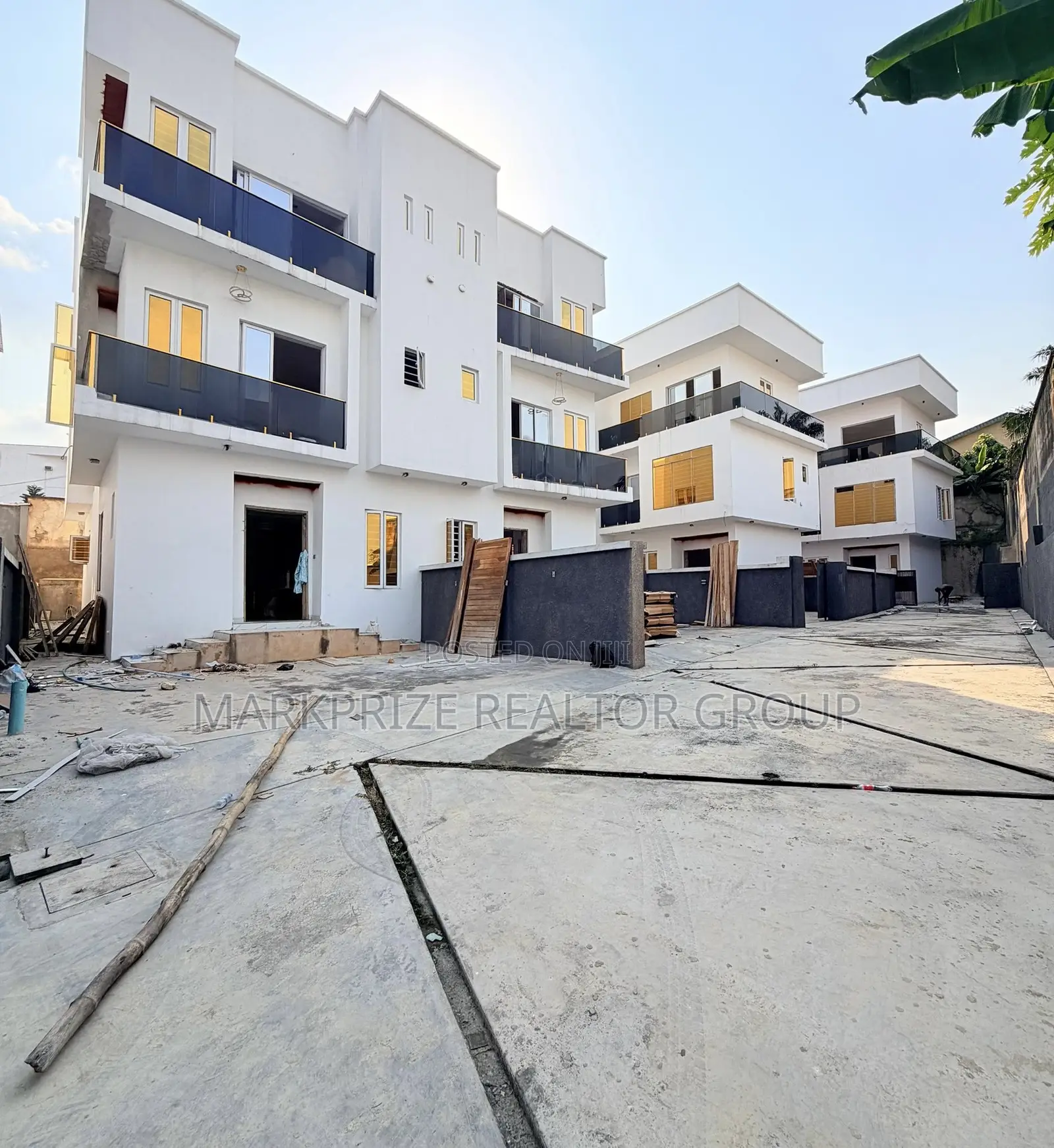 4bdrm Duplex in Opebi Ikeja Lagos for sale in Opebi