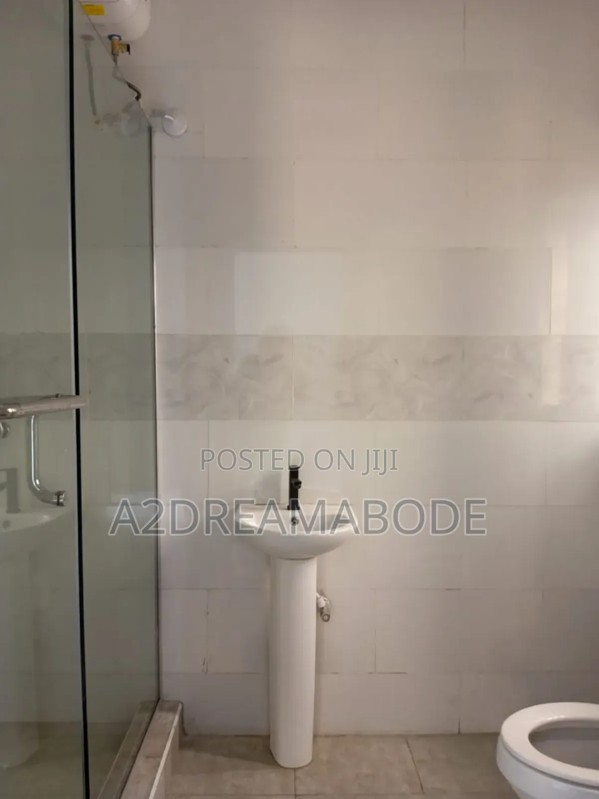 4bdrm Duplex in Magodo Phase 1 for rent in Magodo
