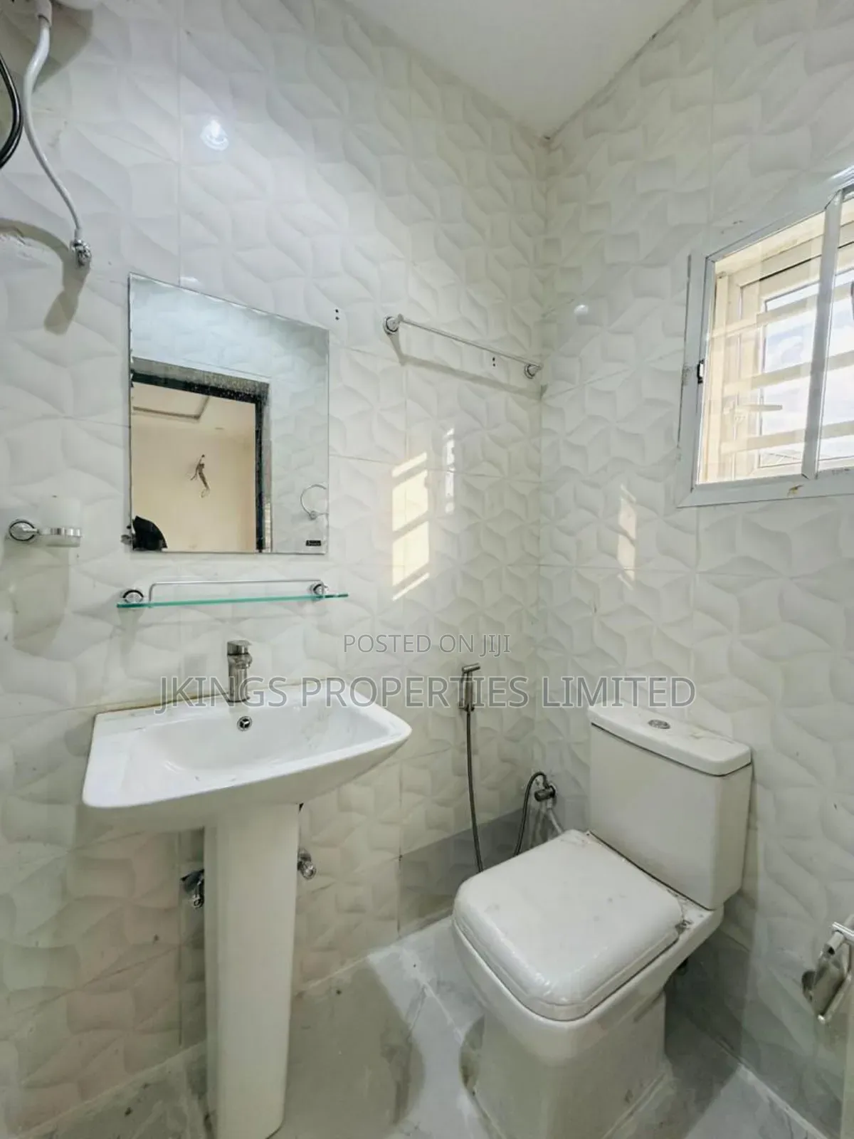 4bdrm Duplex in Atunrase Medina for sale in Atunrase Medina