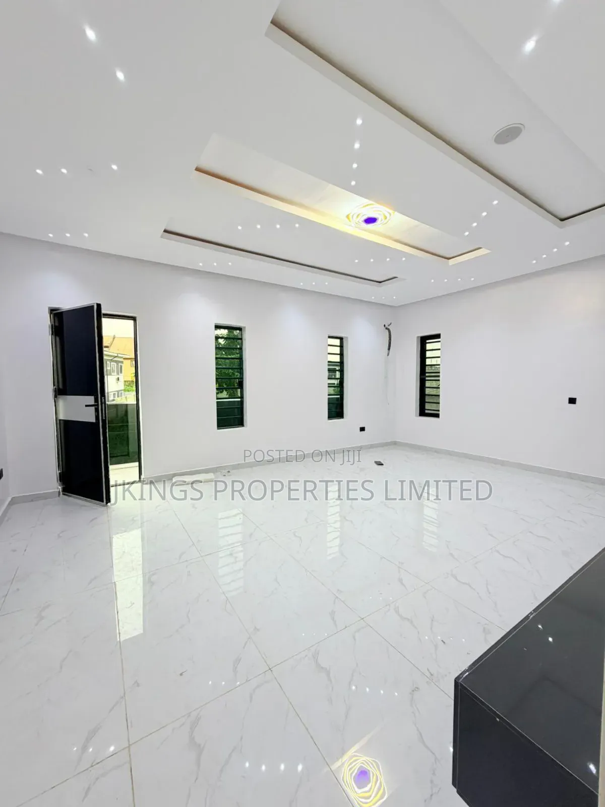5bdrm Duplex in Ikate, Lekki for sale in Lekki