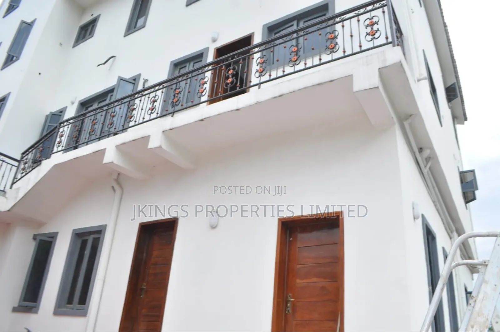 5bdrm Duplex in Akora Estate, Adeniyi Jones for sale in Adeniyi Jones
