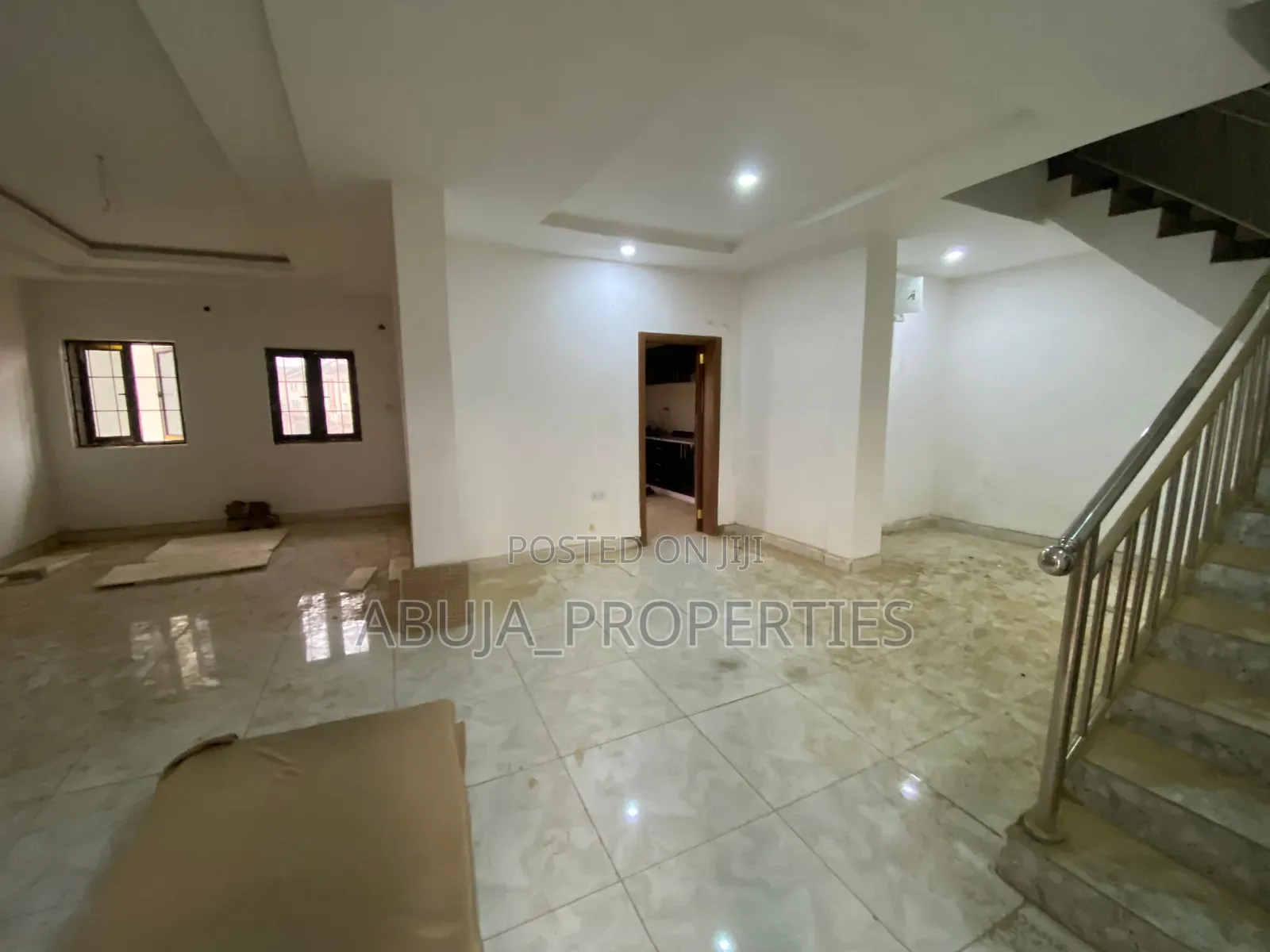 4bdrm Duplex in Mabushi for sale in Mabushi
