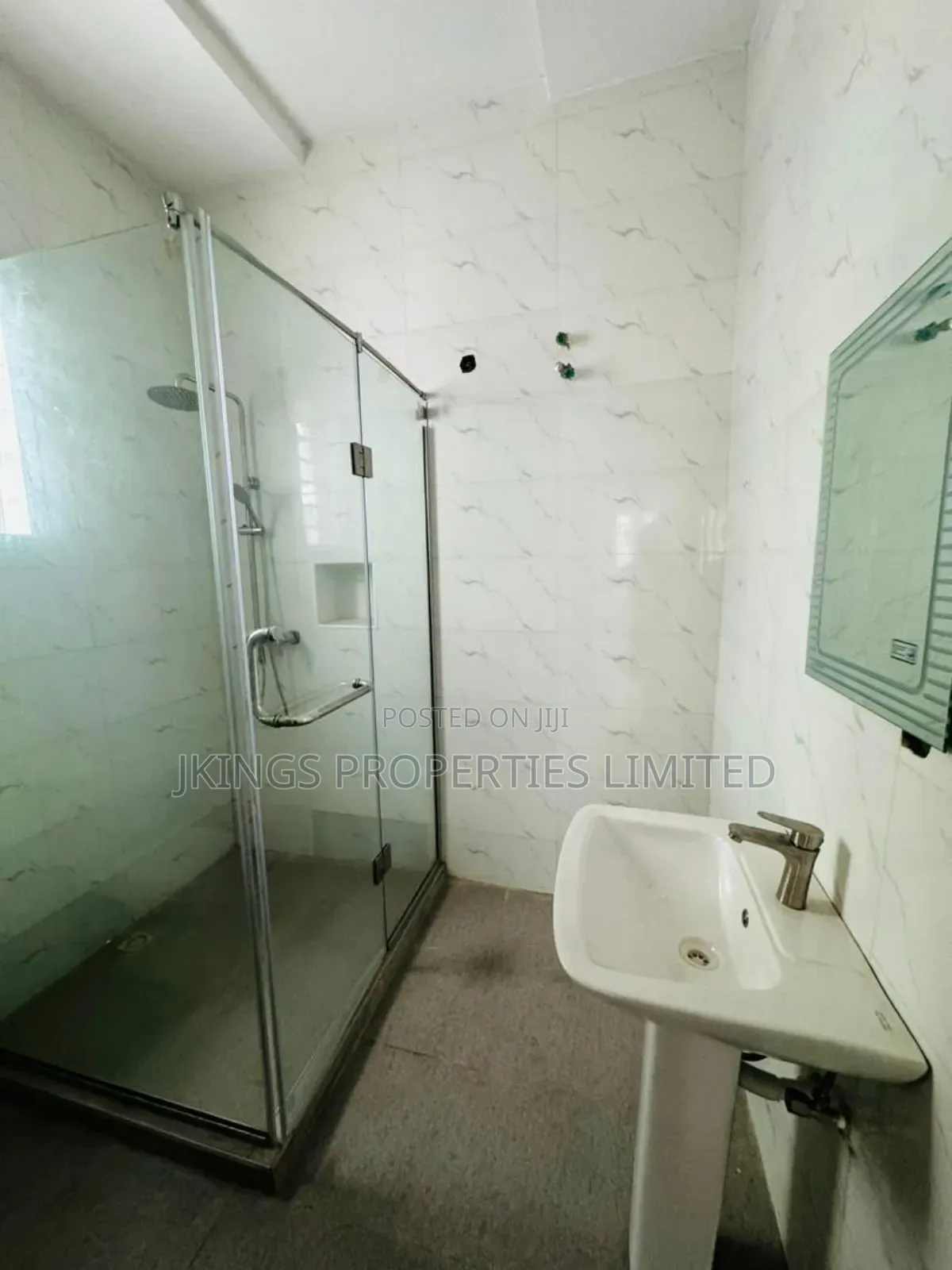 3bdrm Duplex in Sangotedo for sale in Sangotedo