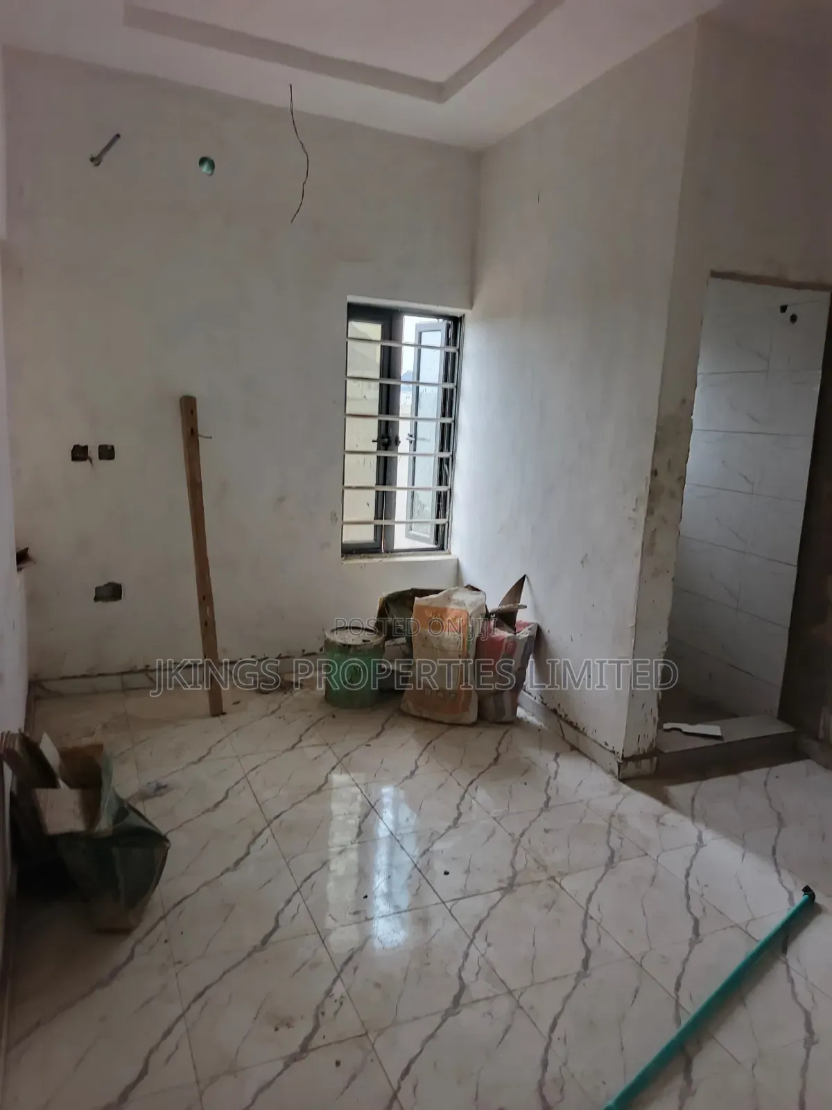 4bdrm Duplex in Arowojobe Estate for sale in Maryland