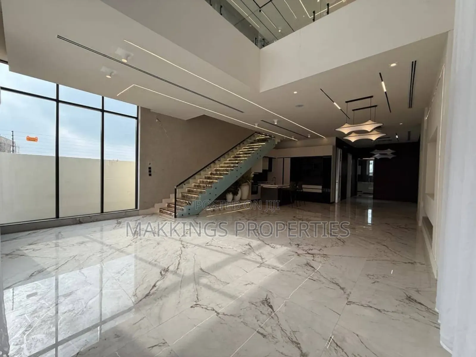 5bdrm Duplex in Lekki Phase 1 for sale in Lekki Phase 1