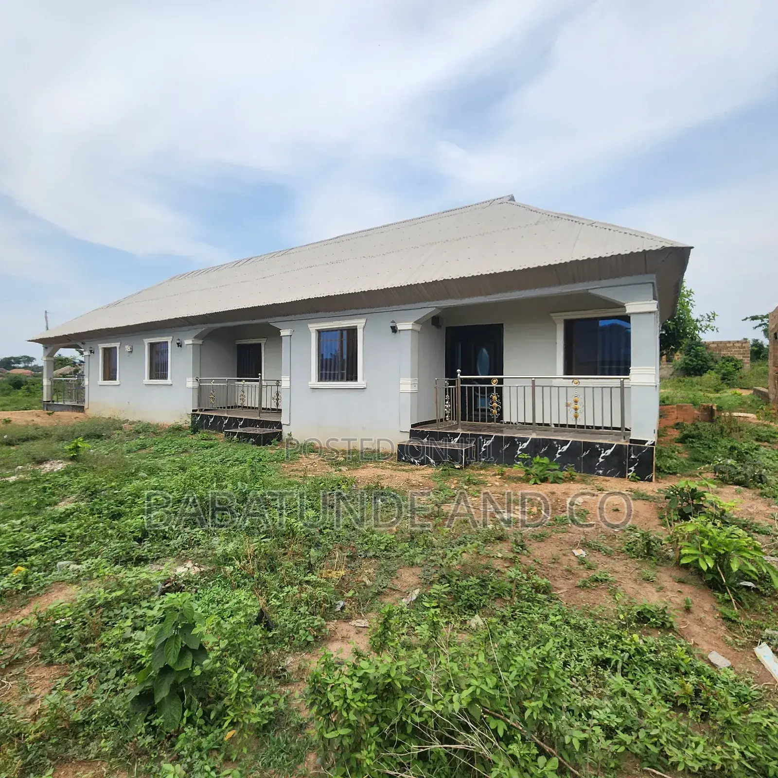 Three Room/Parlor Self-Contained Hostel at Alabata Moniya in Moniya