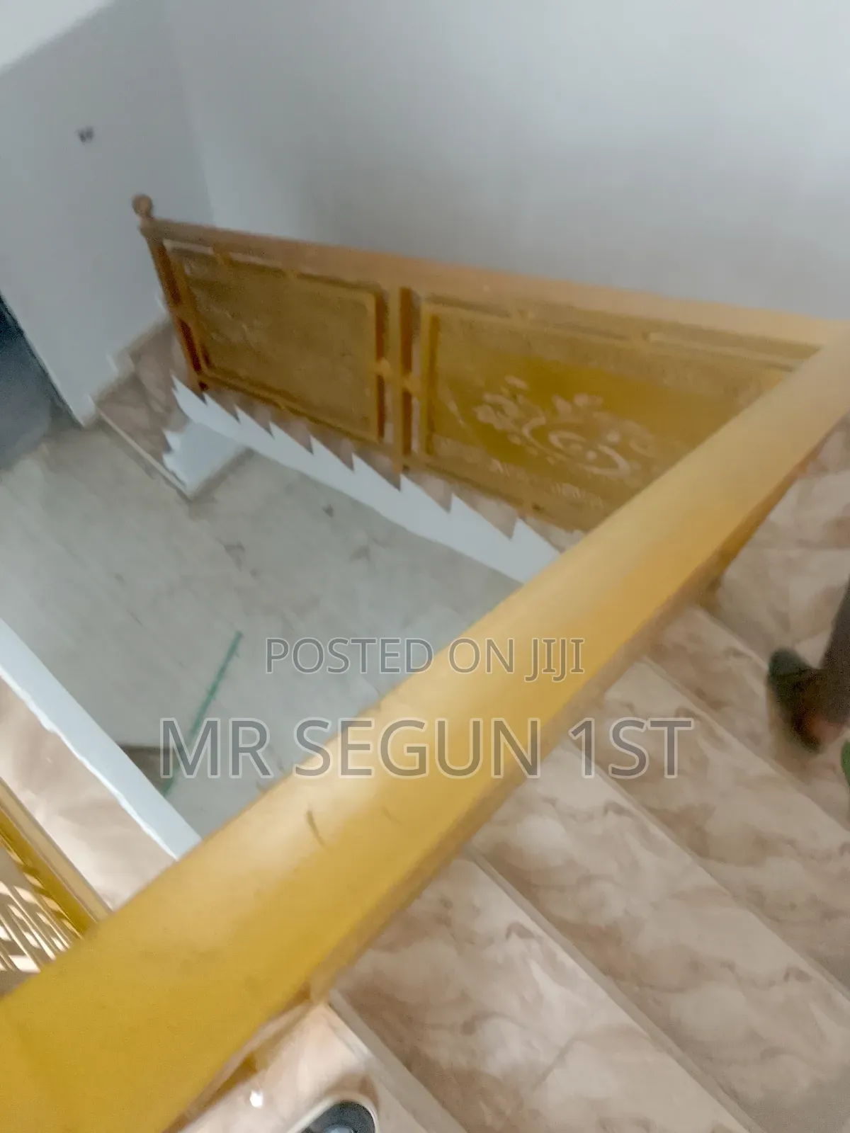 3bdrm Duplex in Banuso Estate Off for rent in Akala Express